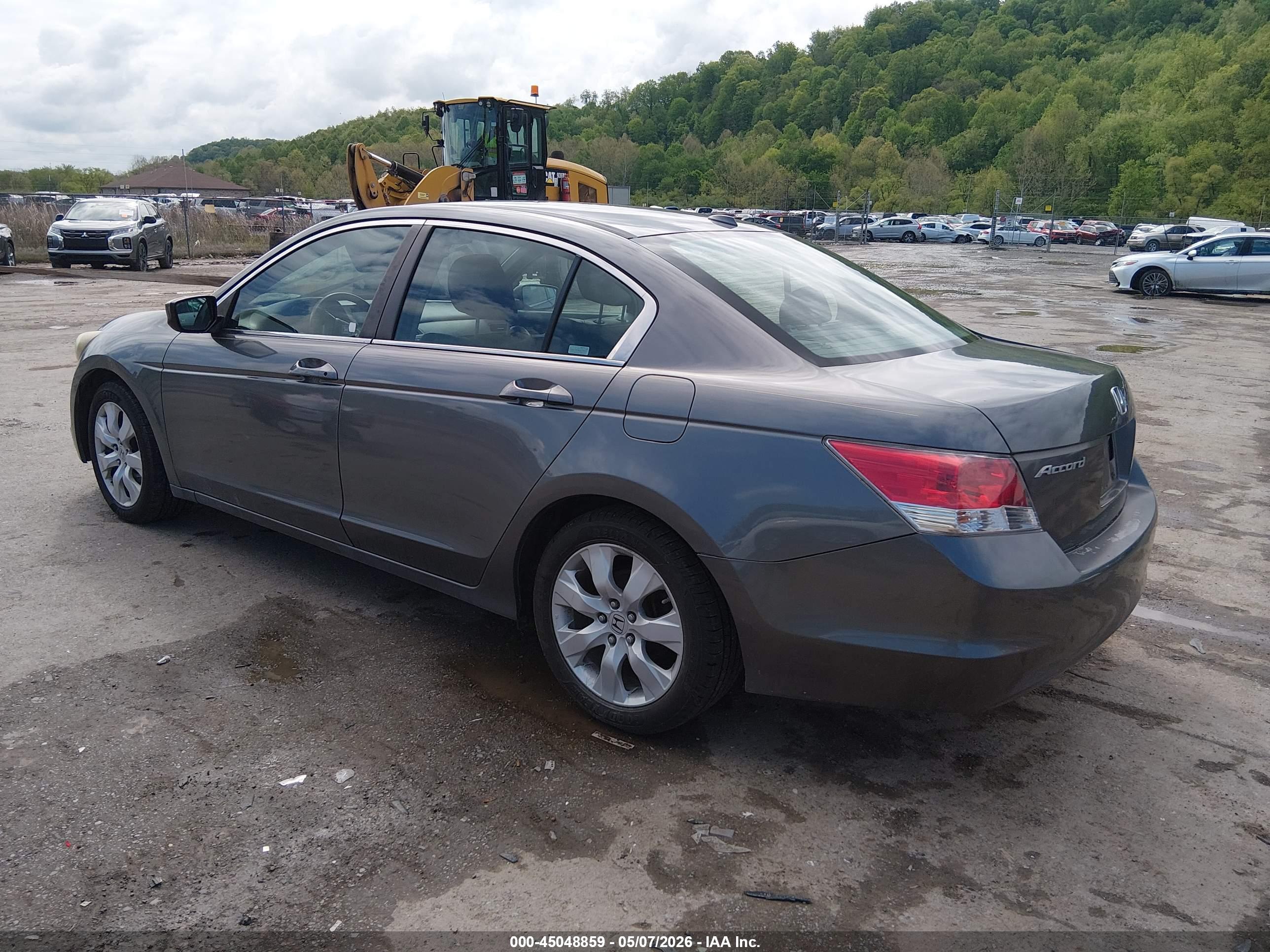 HONDA ACCORD image 3