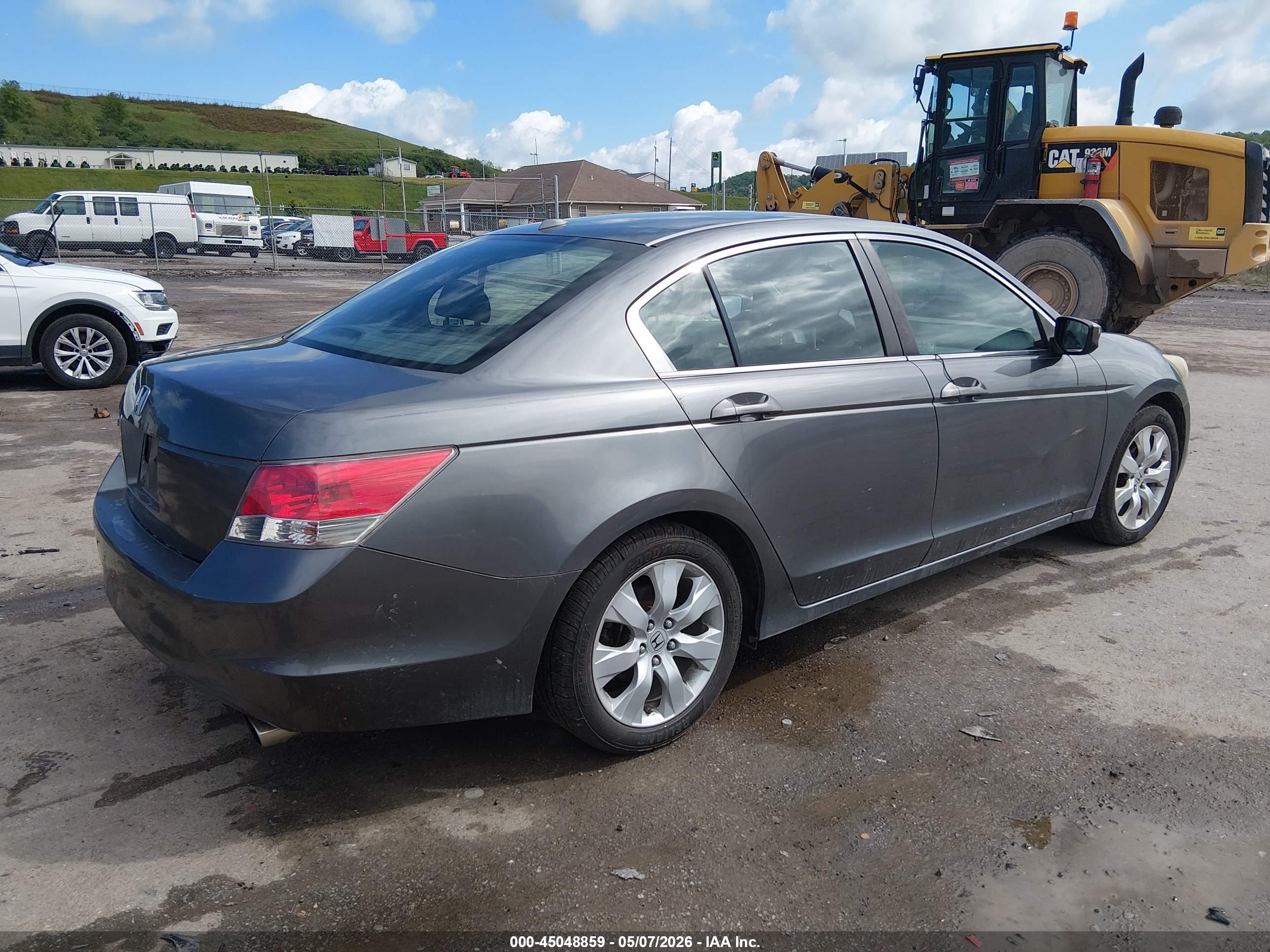 HONDA ACCORD image 4