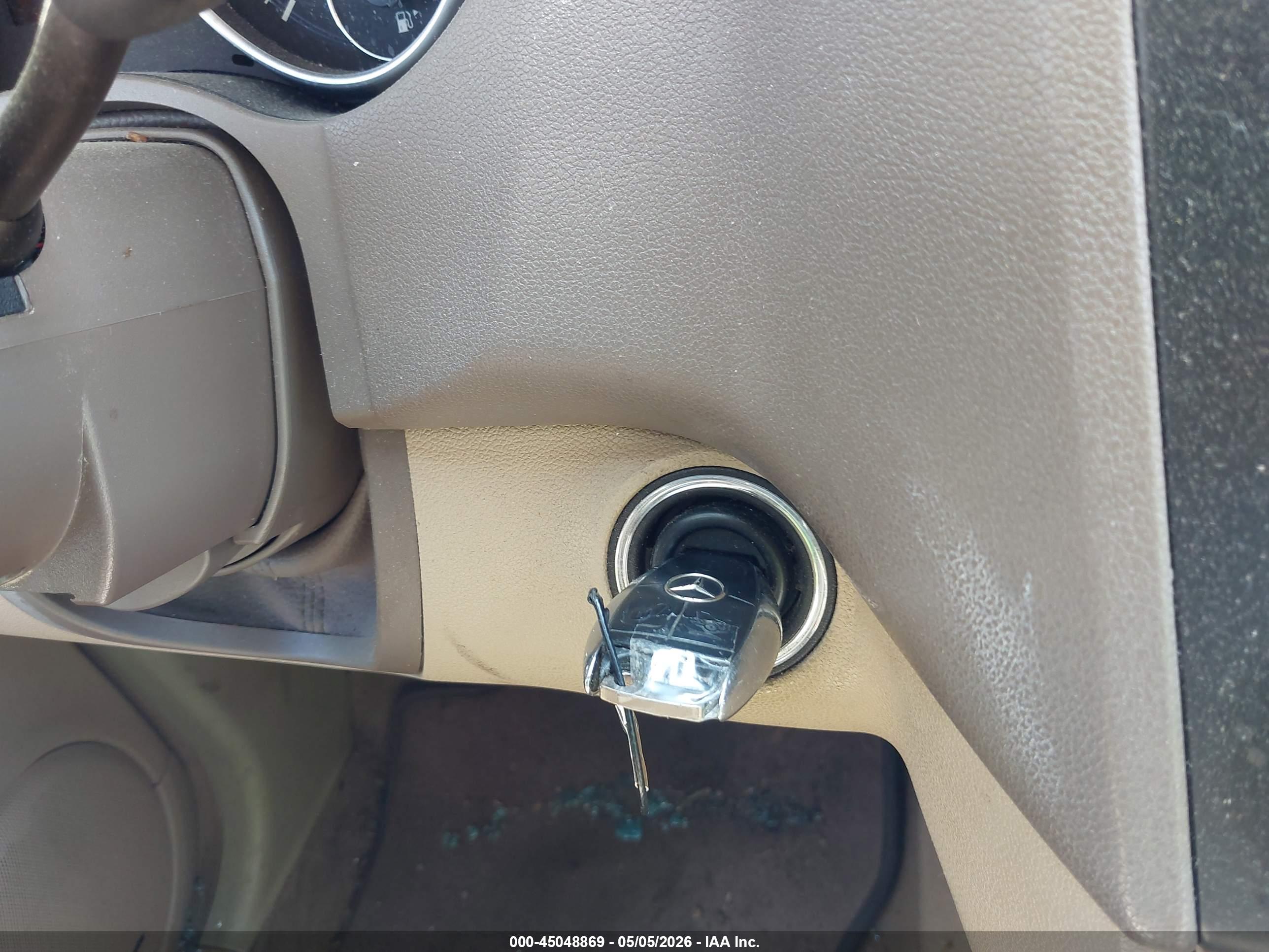 MERCEDES-BENZ ML image 11