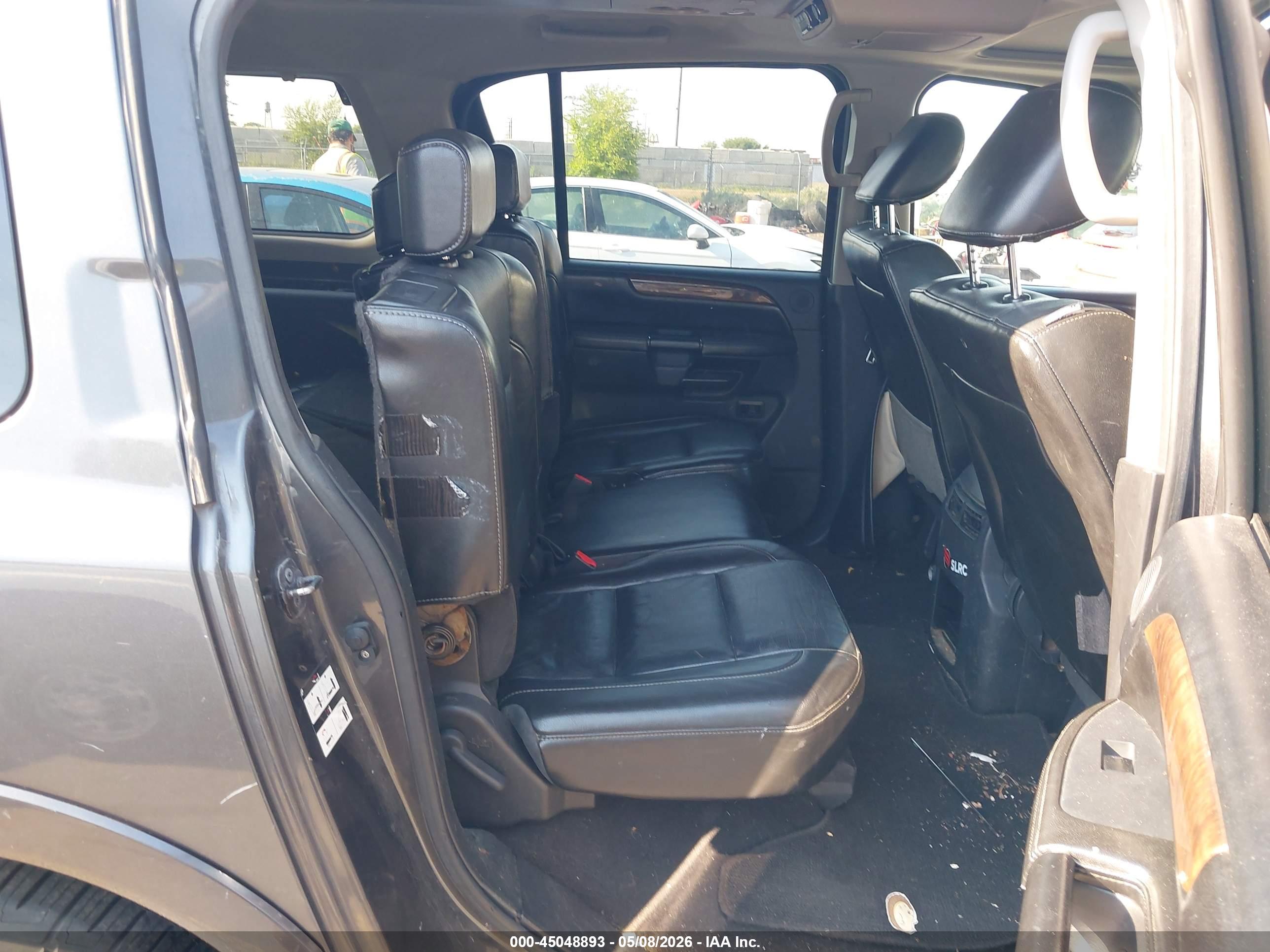 NISSAN ARMADA image 8