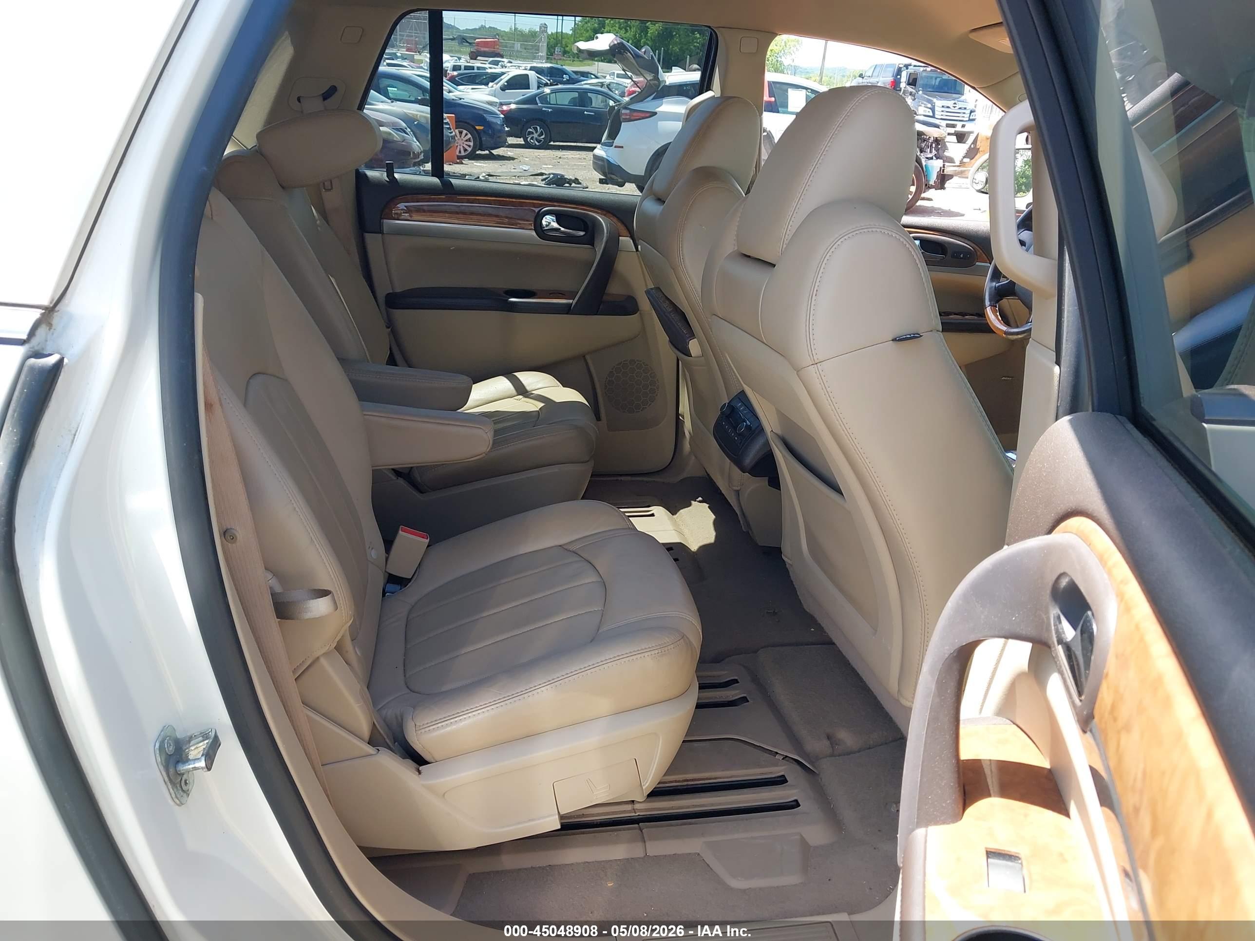 BUICK ENCLAVE image 8