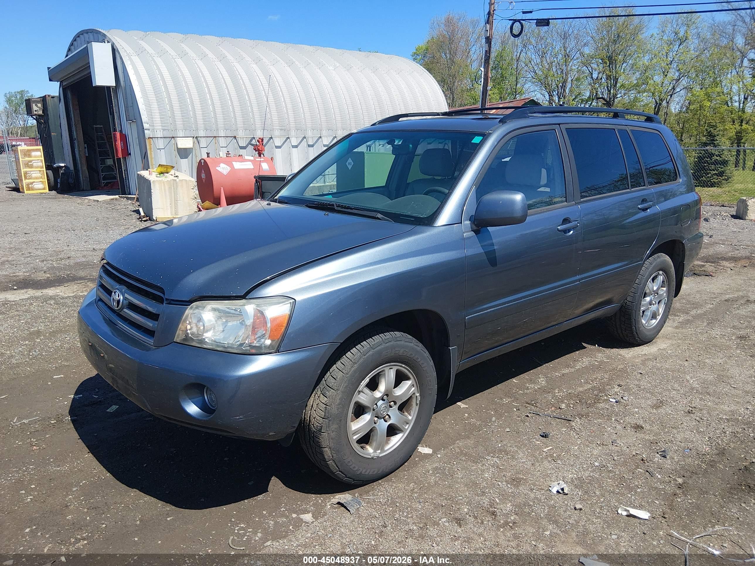 TOYOTA HIGHLANDER image 2