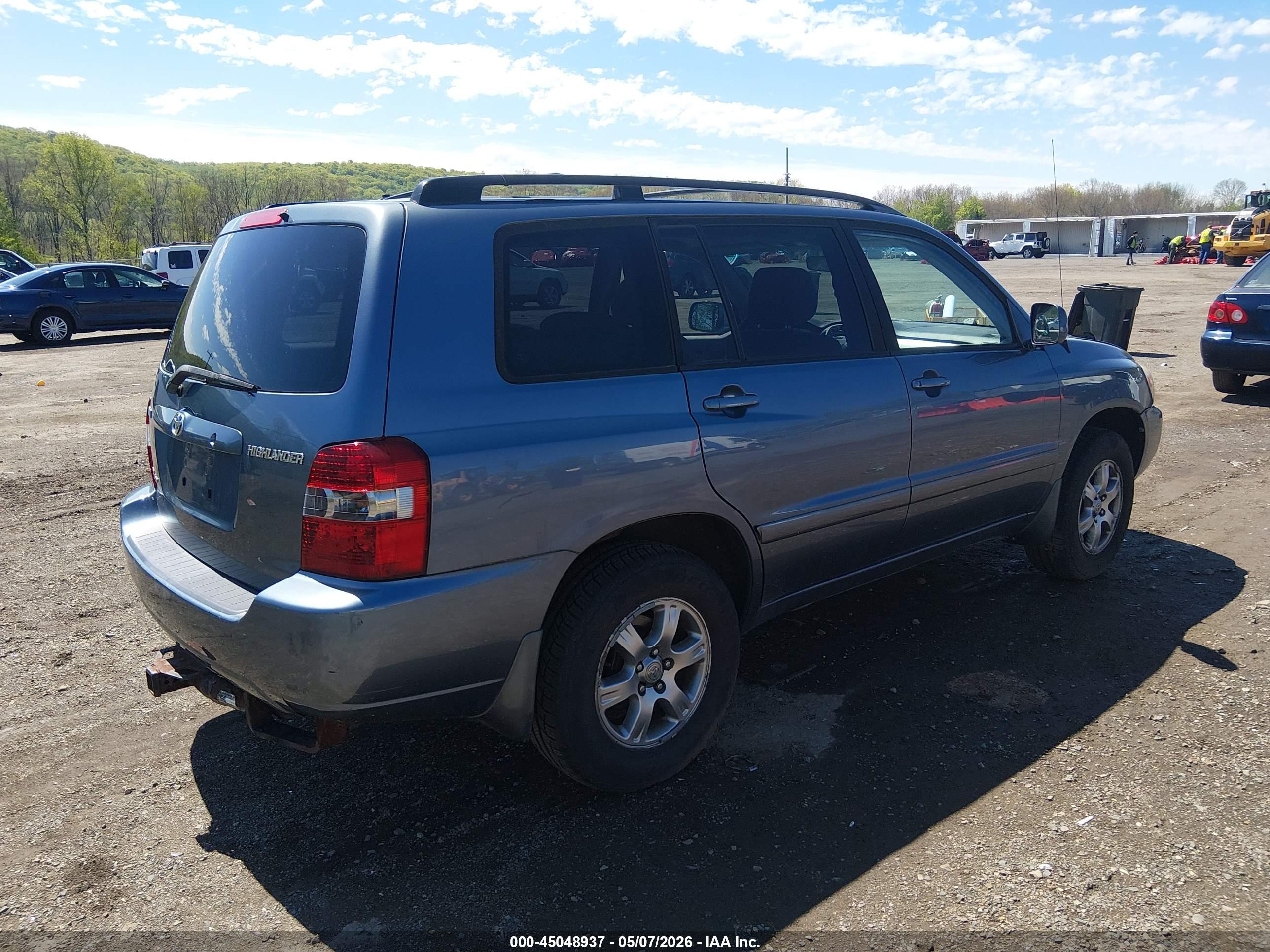 TOYOTA HIGHLANDER image 4