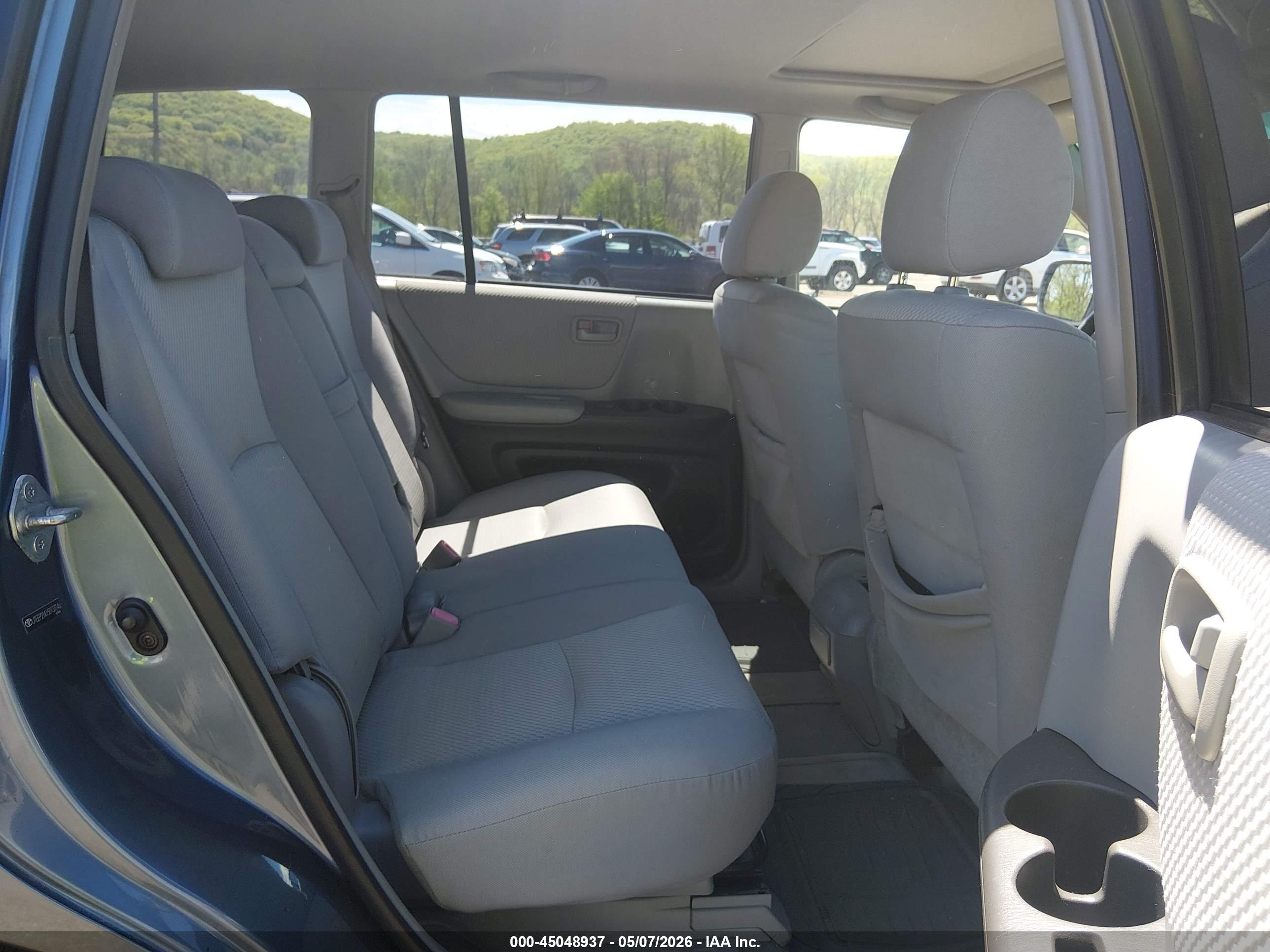 TOYOTA HIGHLANDER image 8