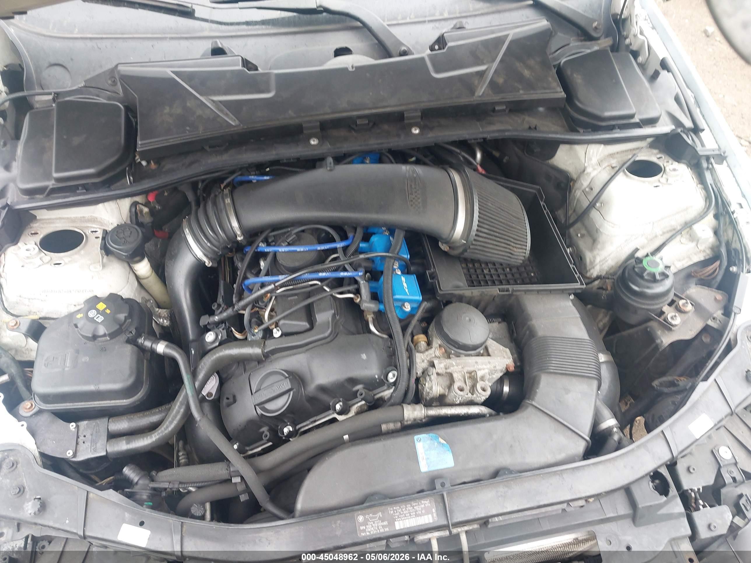 BMW 335I image 10