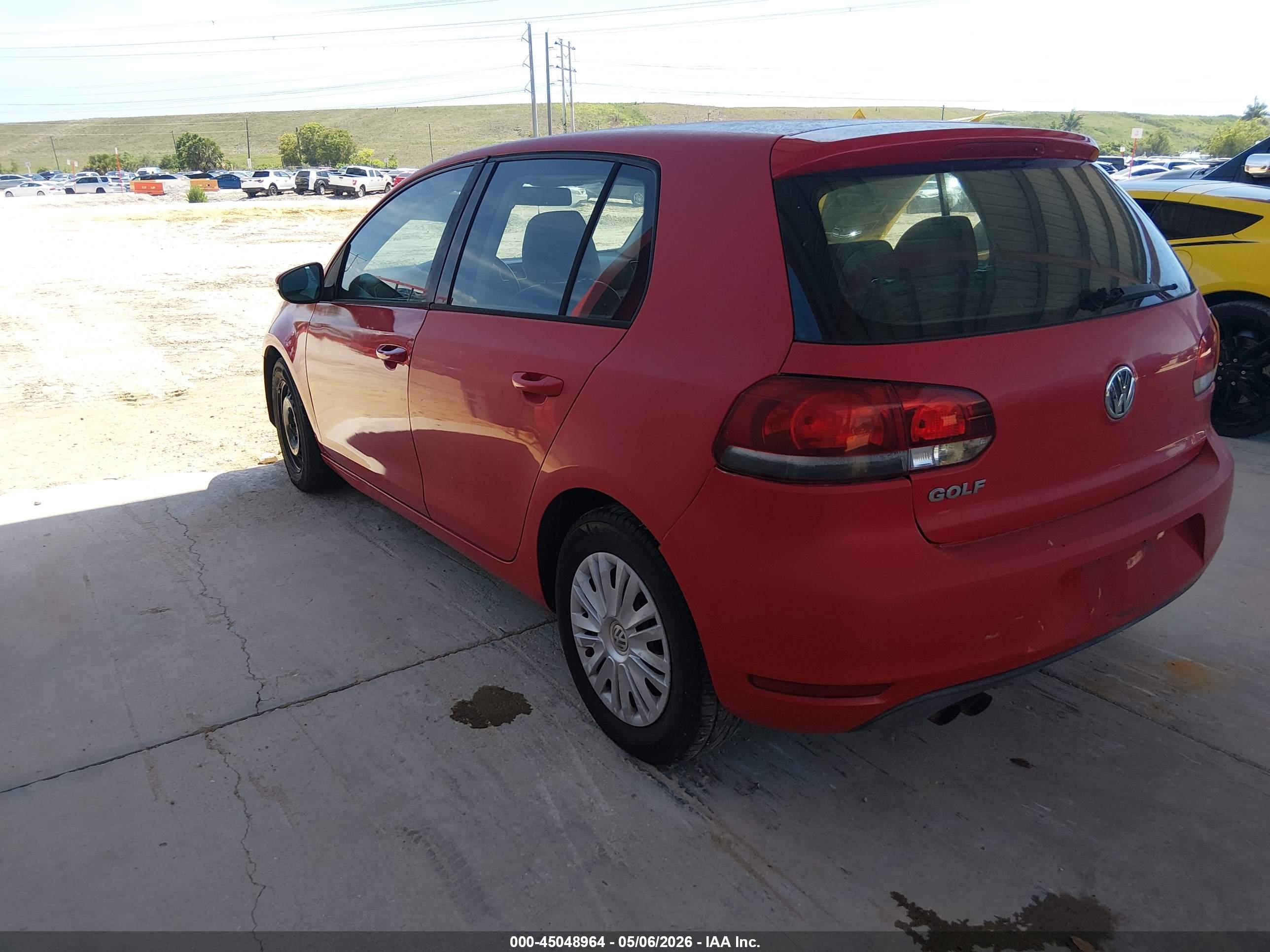 VOLKSWAGEN GOLF image 3