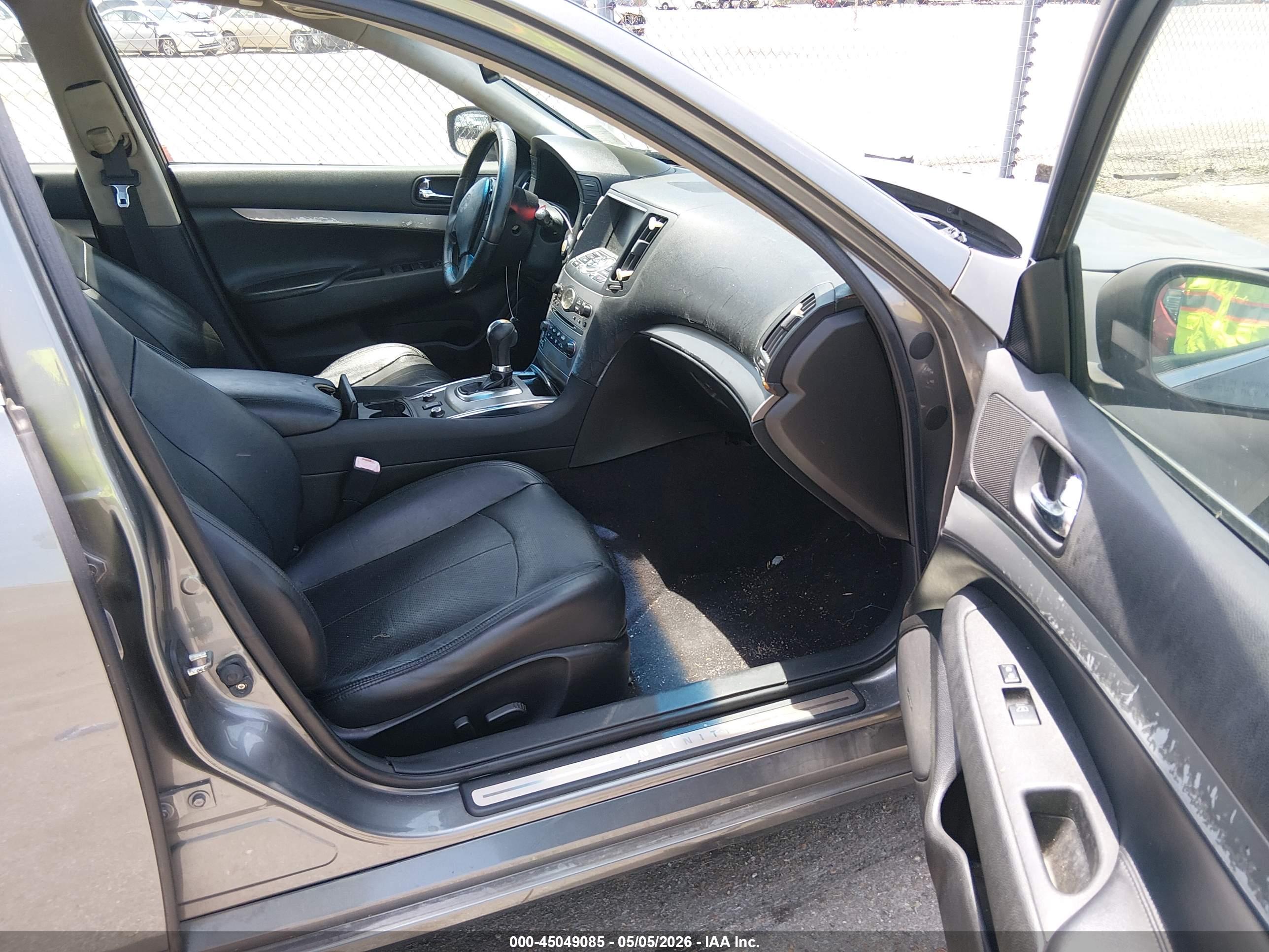 INFINITI G37X image 5