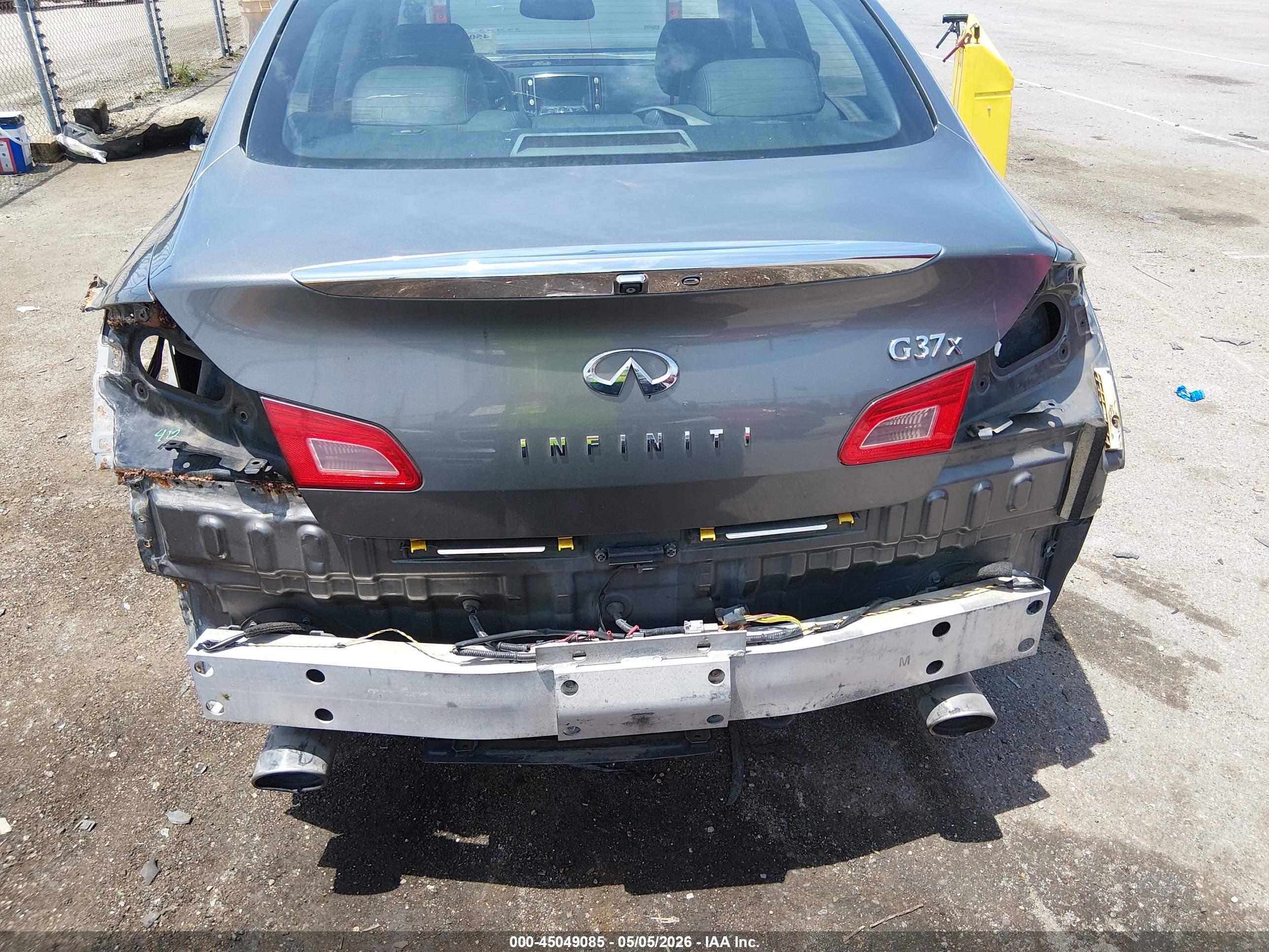INFINITI G37X image 6
