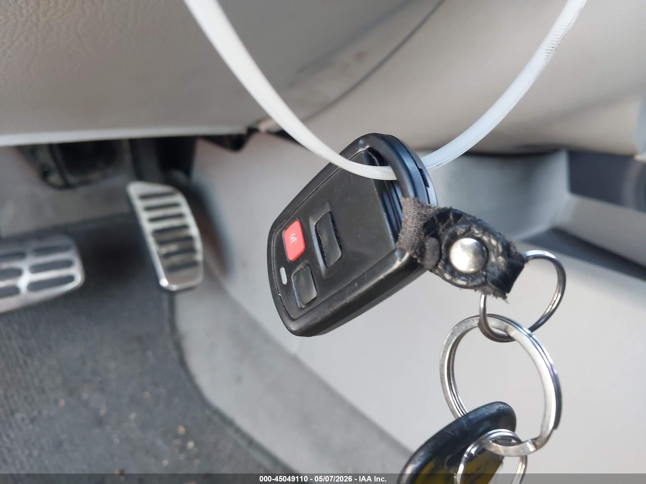 KIA SPECTRA5 image 11