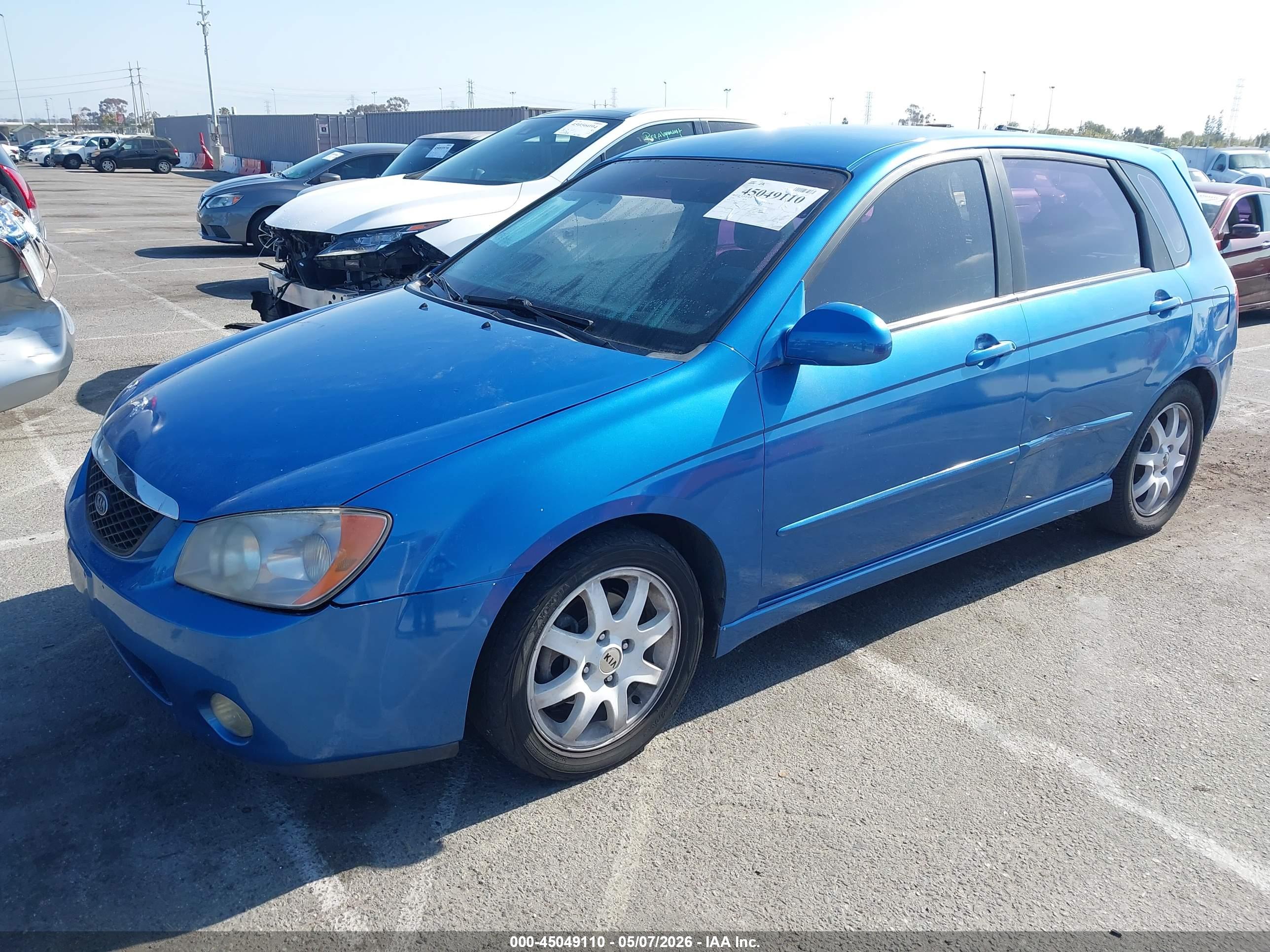 KIA SPECTRA5 image 2