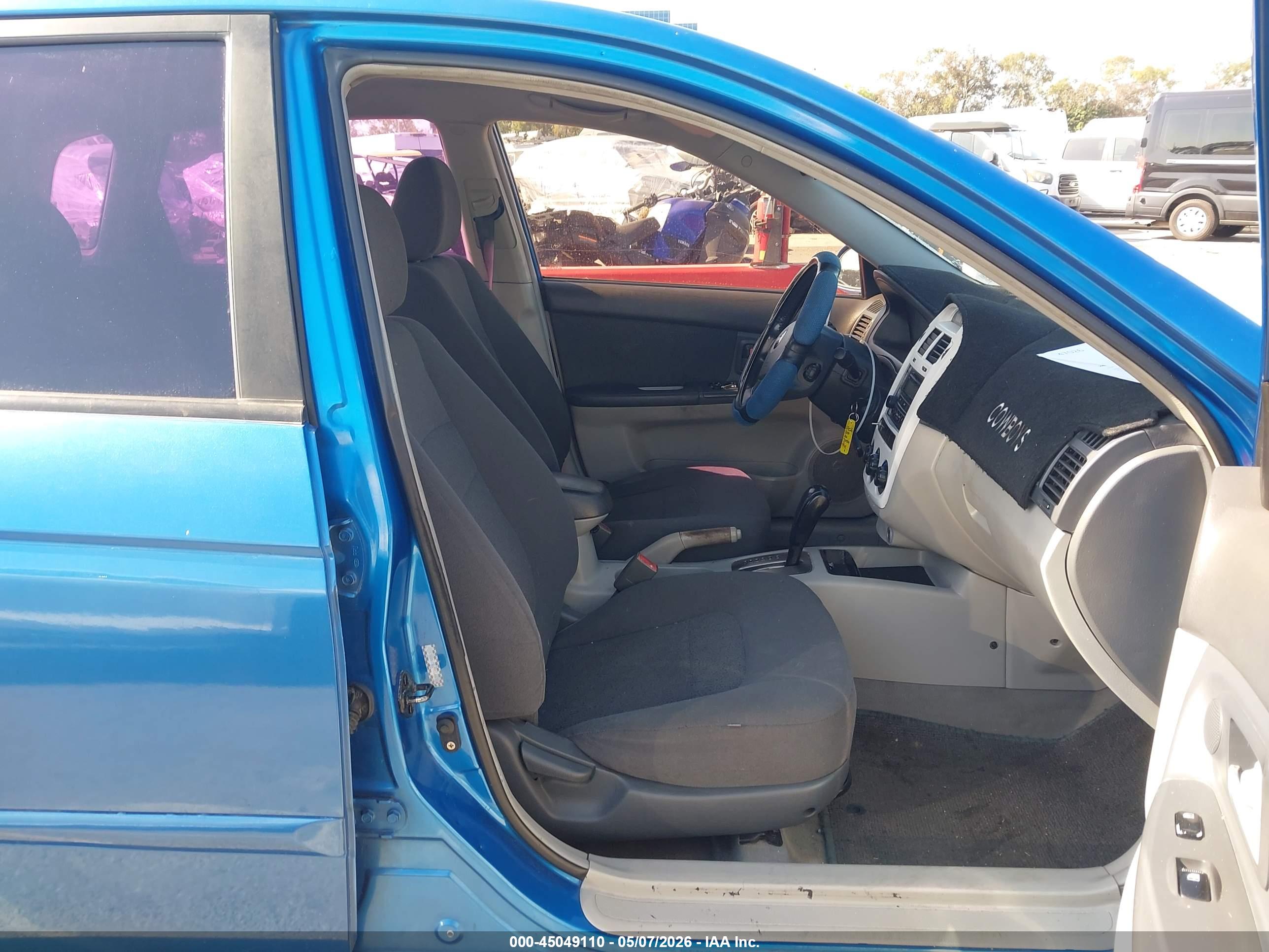KIA SPECTRA5 image 5