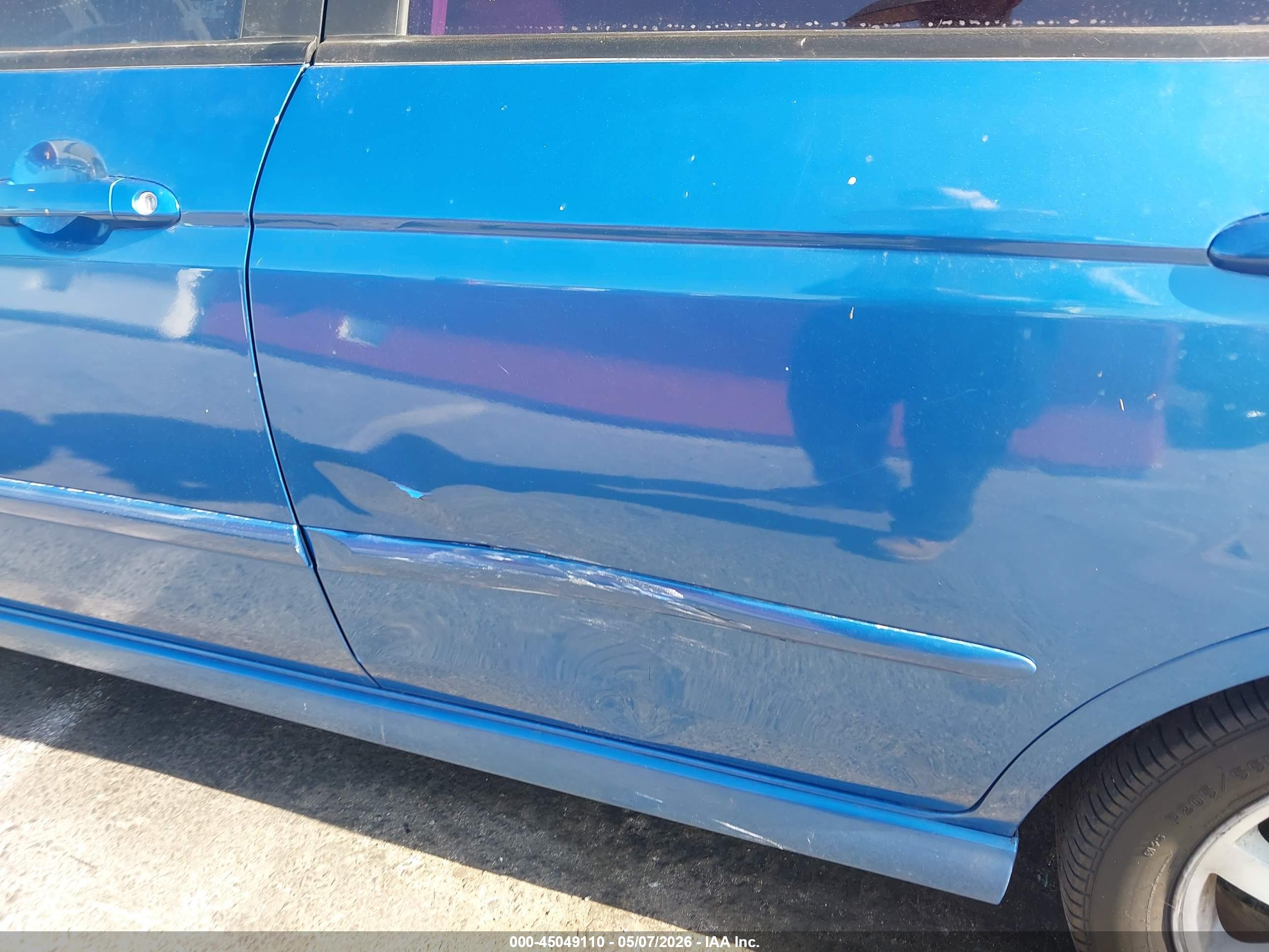 KIA SPECTRA5 image 6
