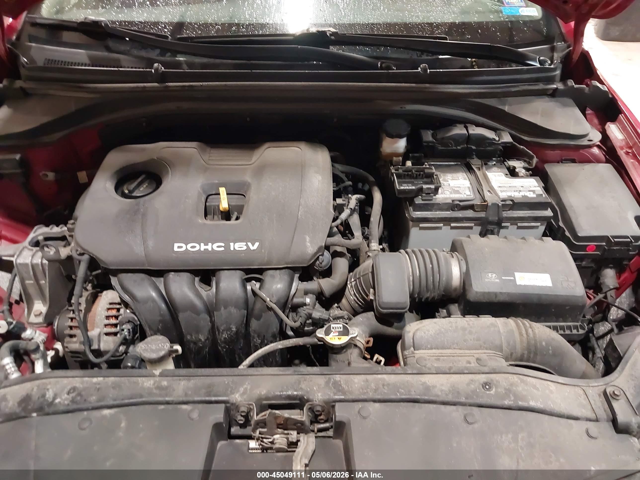 HYUNDAI ELANTRA image 6