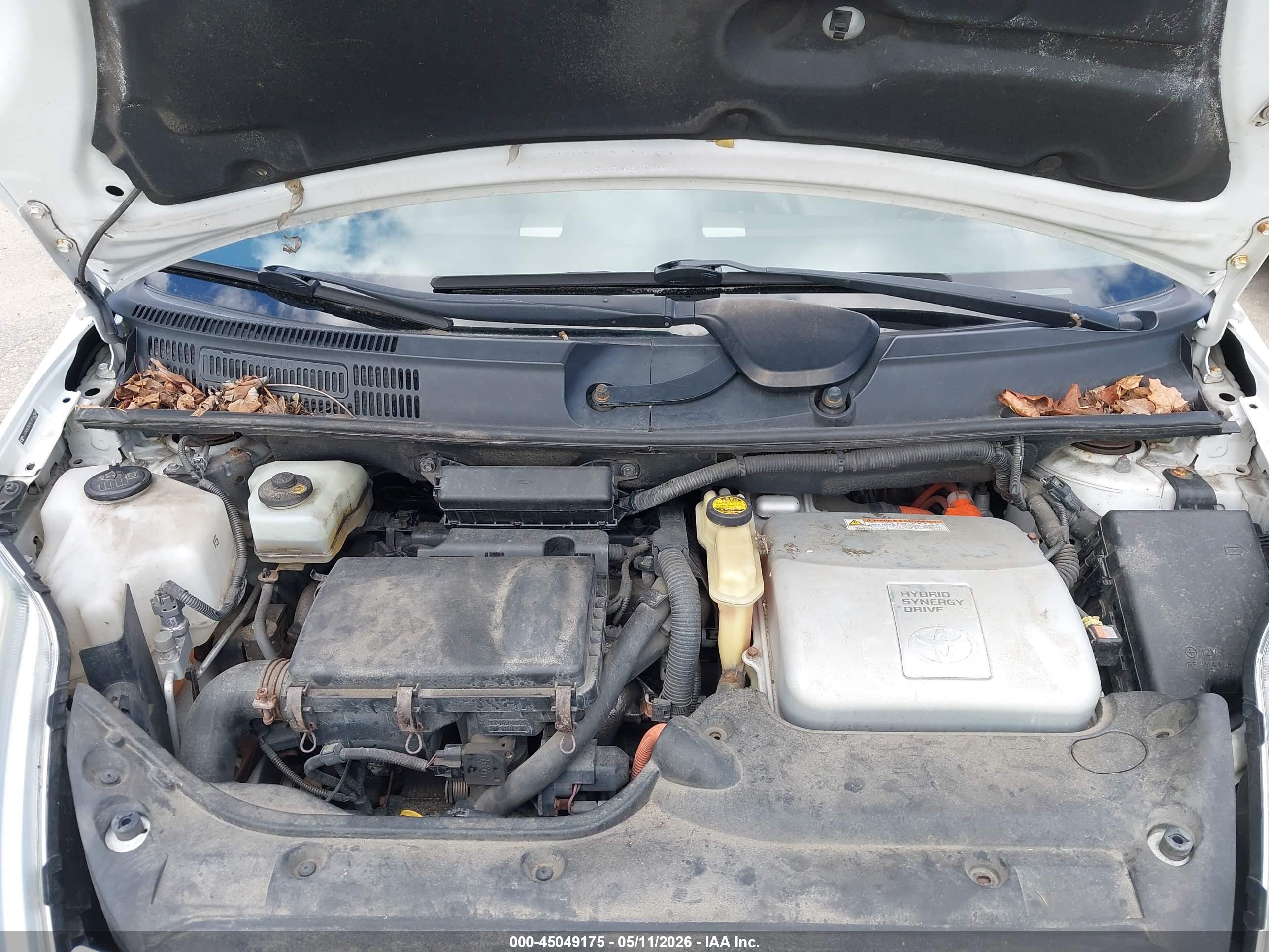 TOYOTA PRIUS image 10