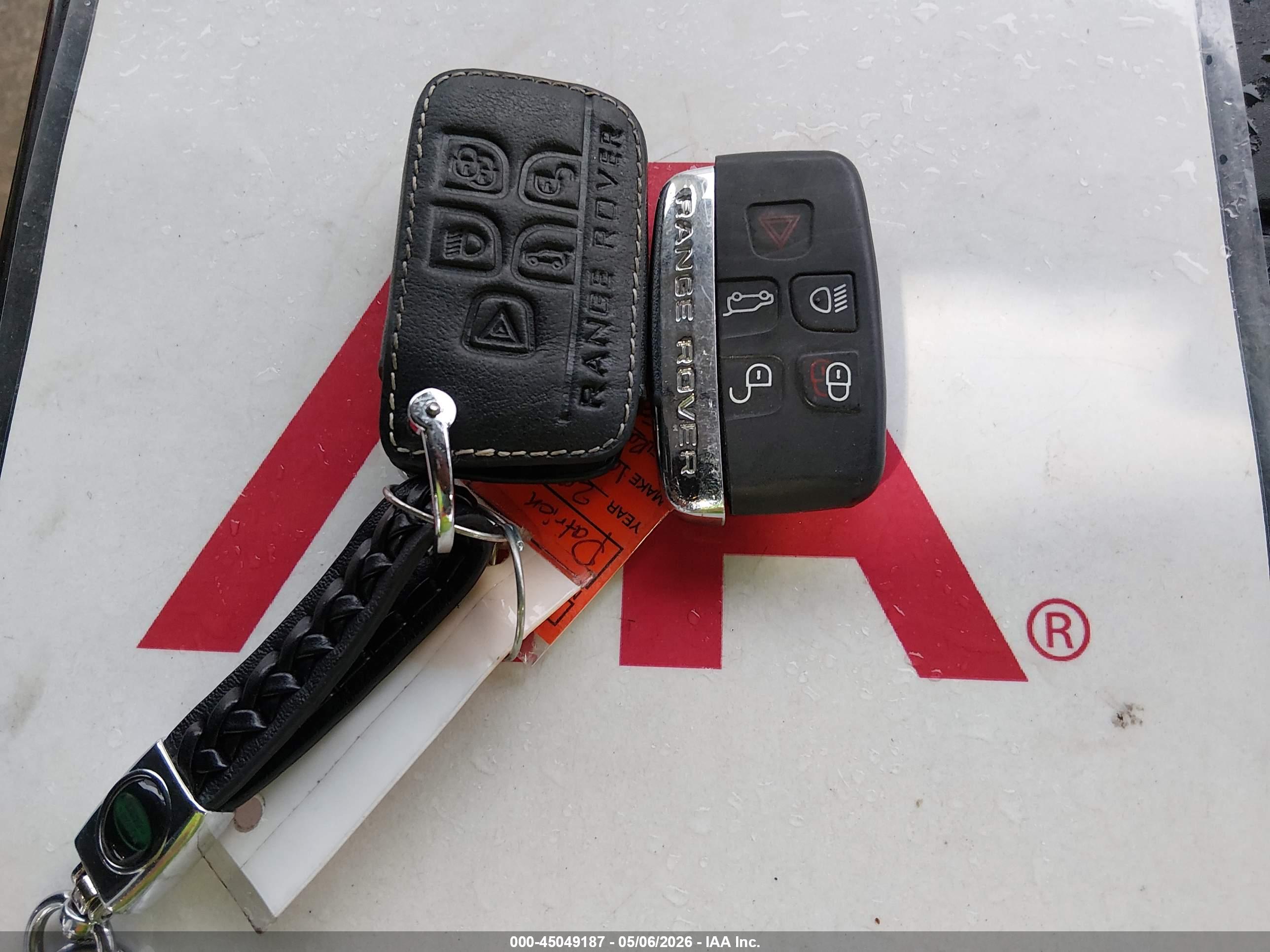 LAND ROVER image 11