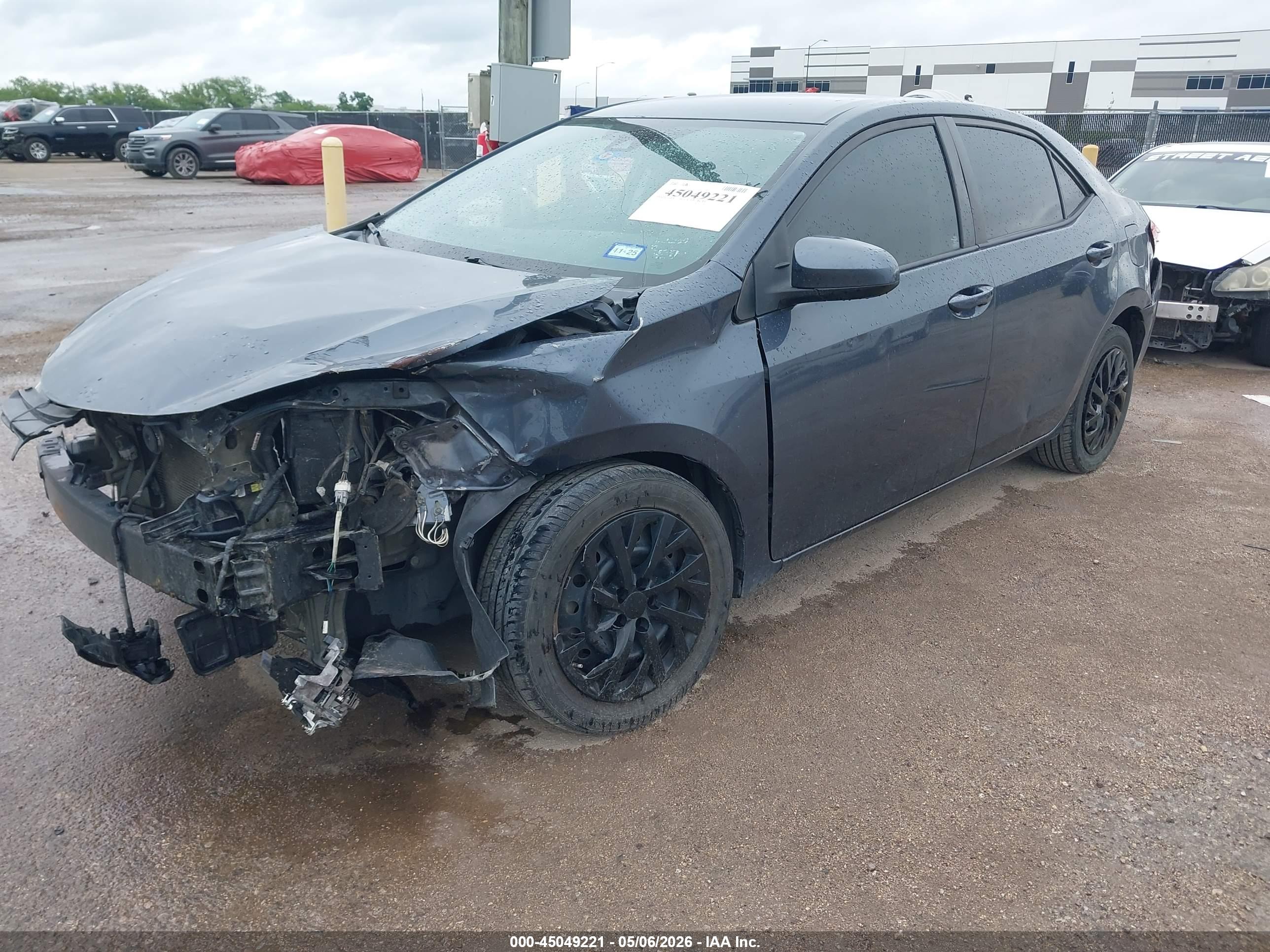 TOYOTA COROLLA image 2