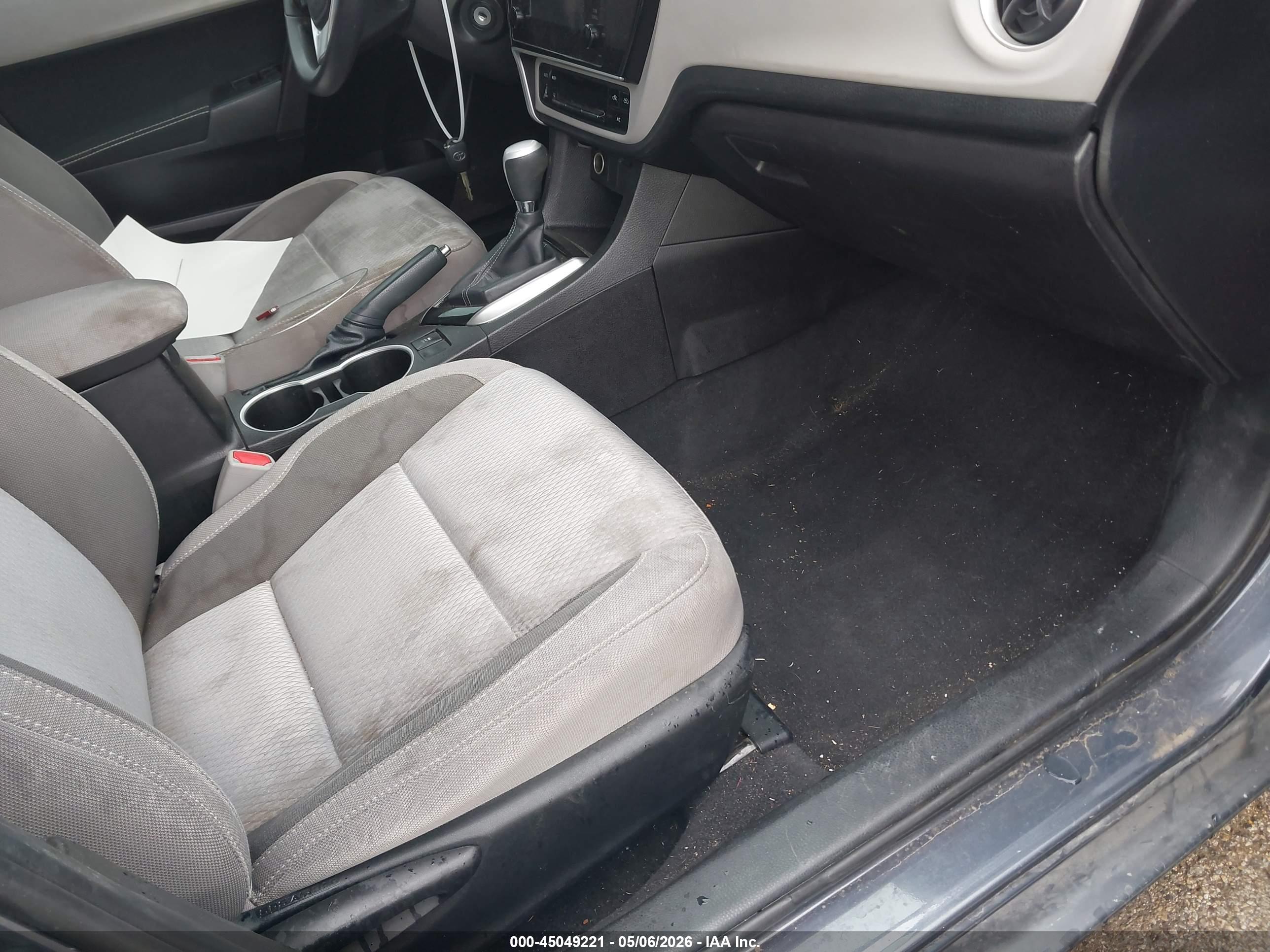 TOYOTA COROLLA image 5