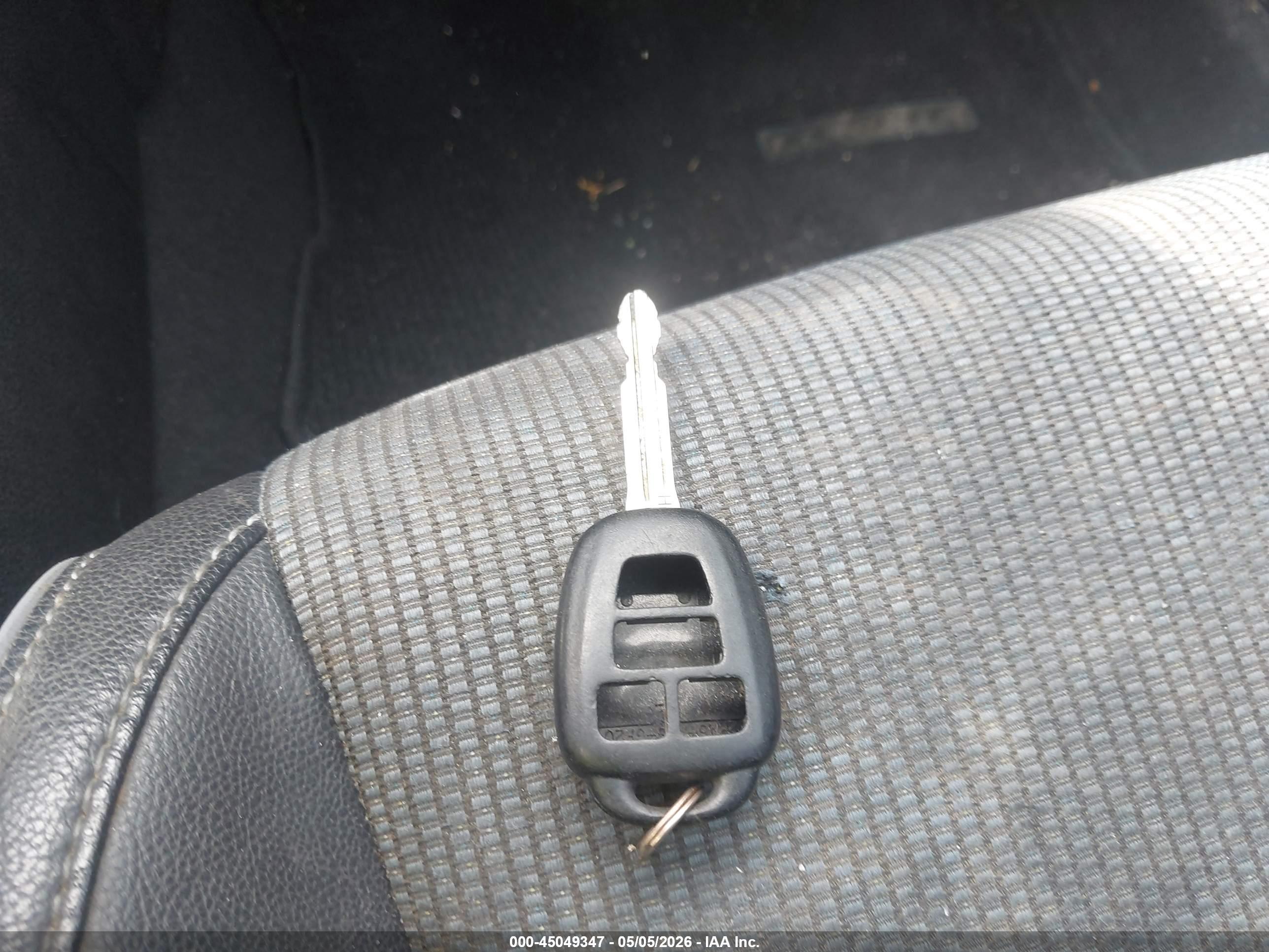 TOYOTA COROLLA image 11