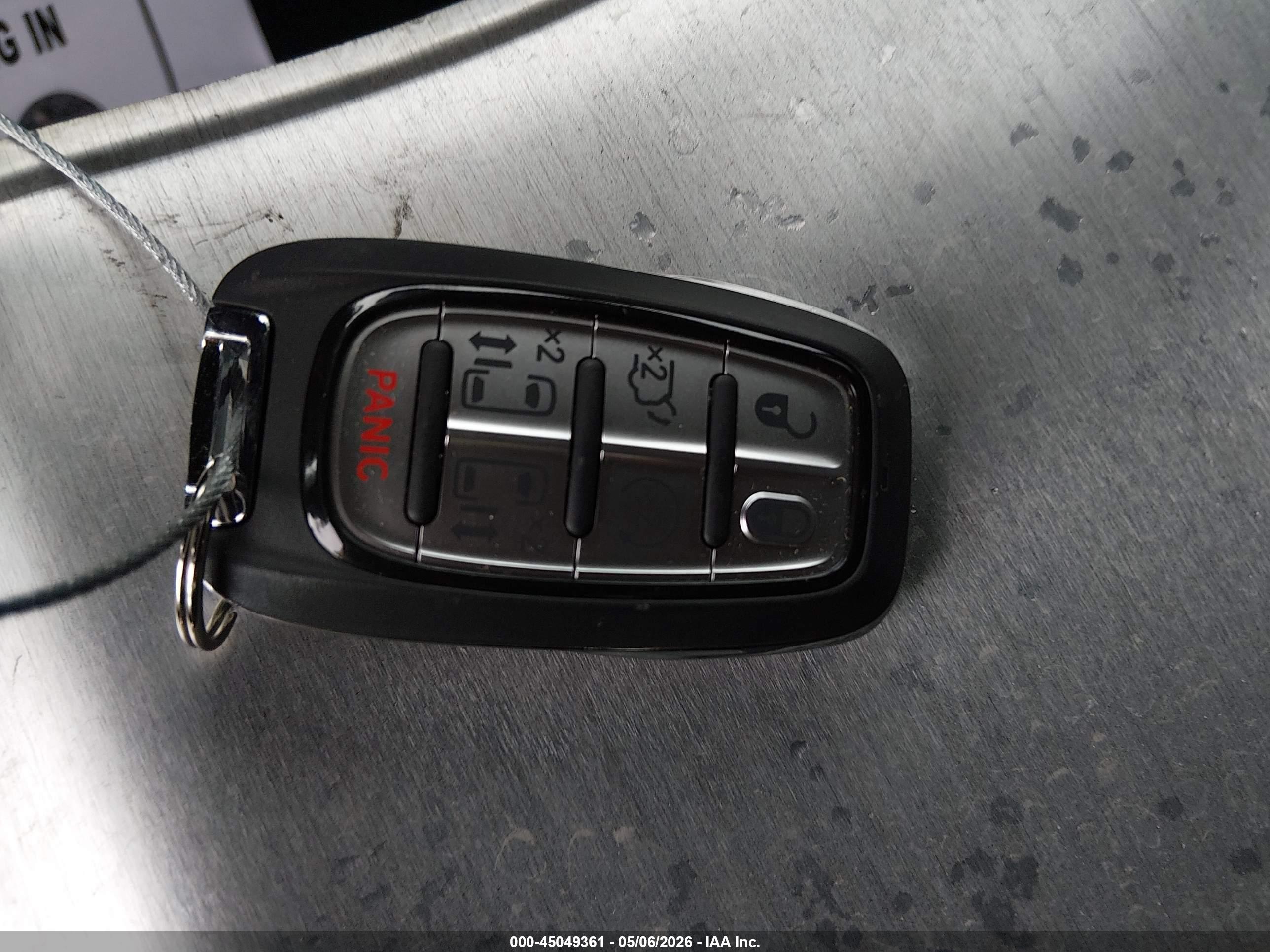 CHRYSLER PACIFICA image 11