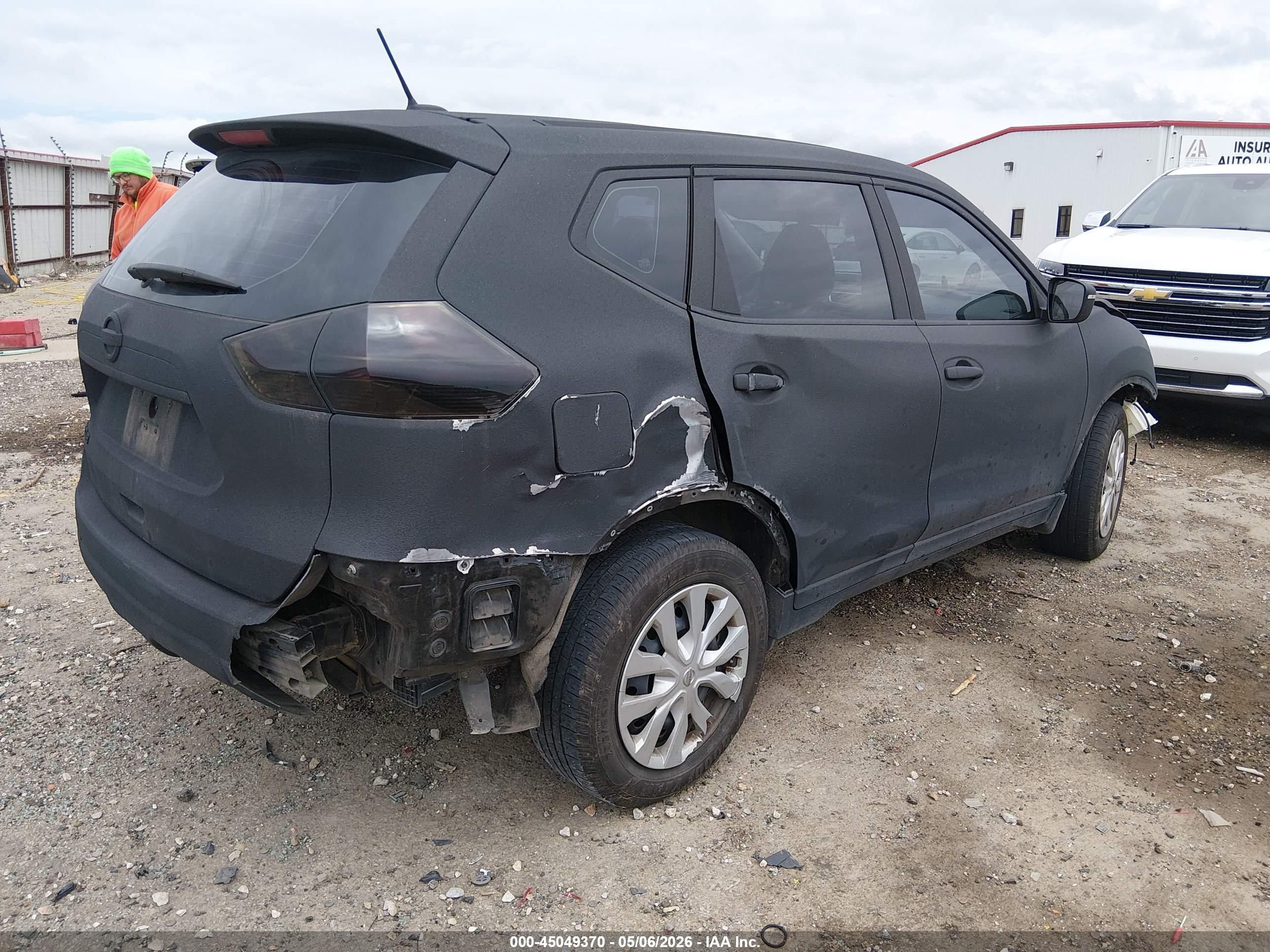 NISSAN ROGUE image 4