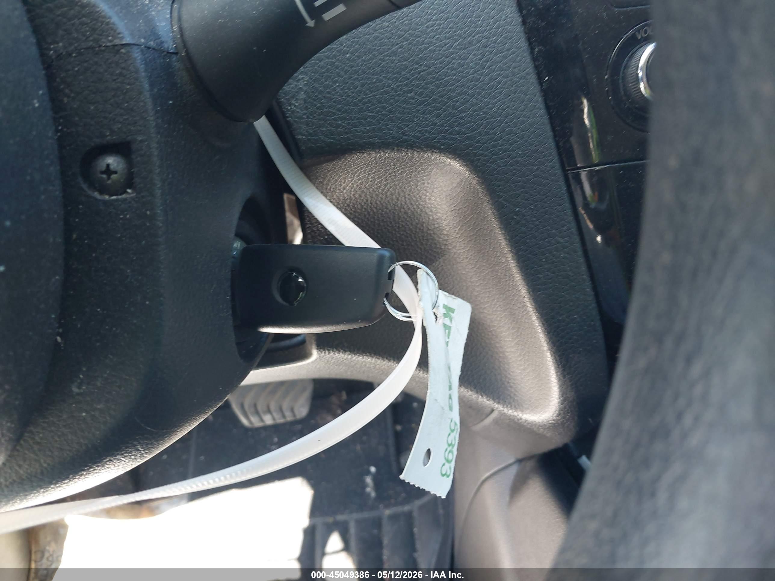 NISSAN ROGUE image 11
