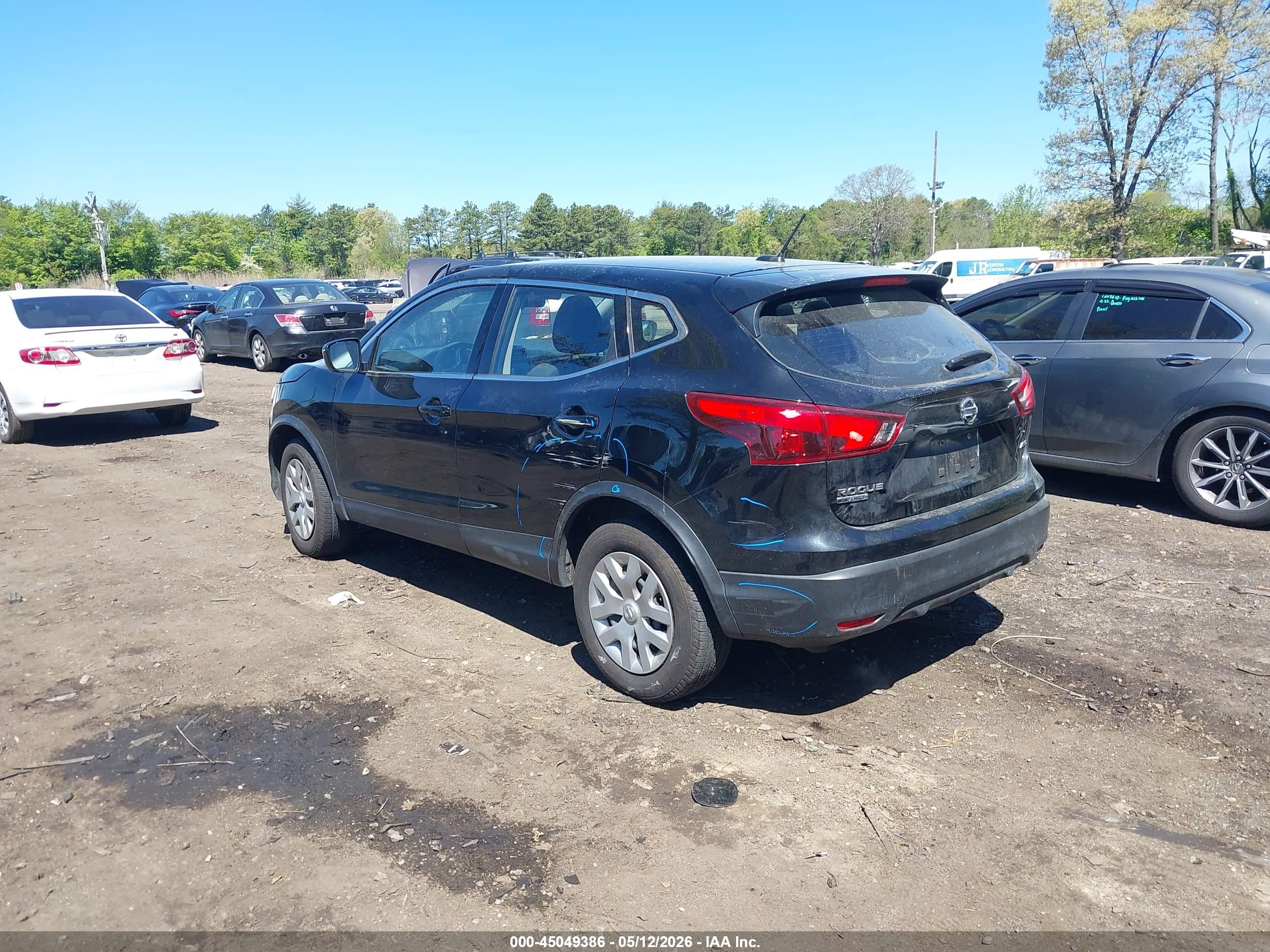 NISSAN ROGUE image 3