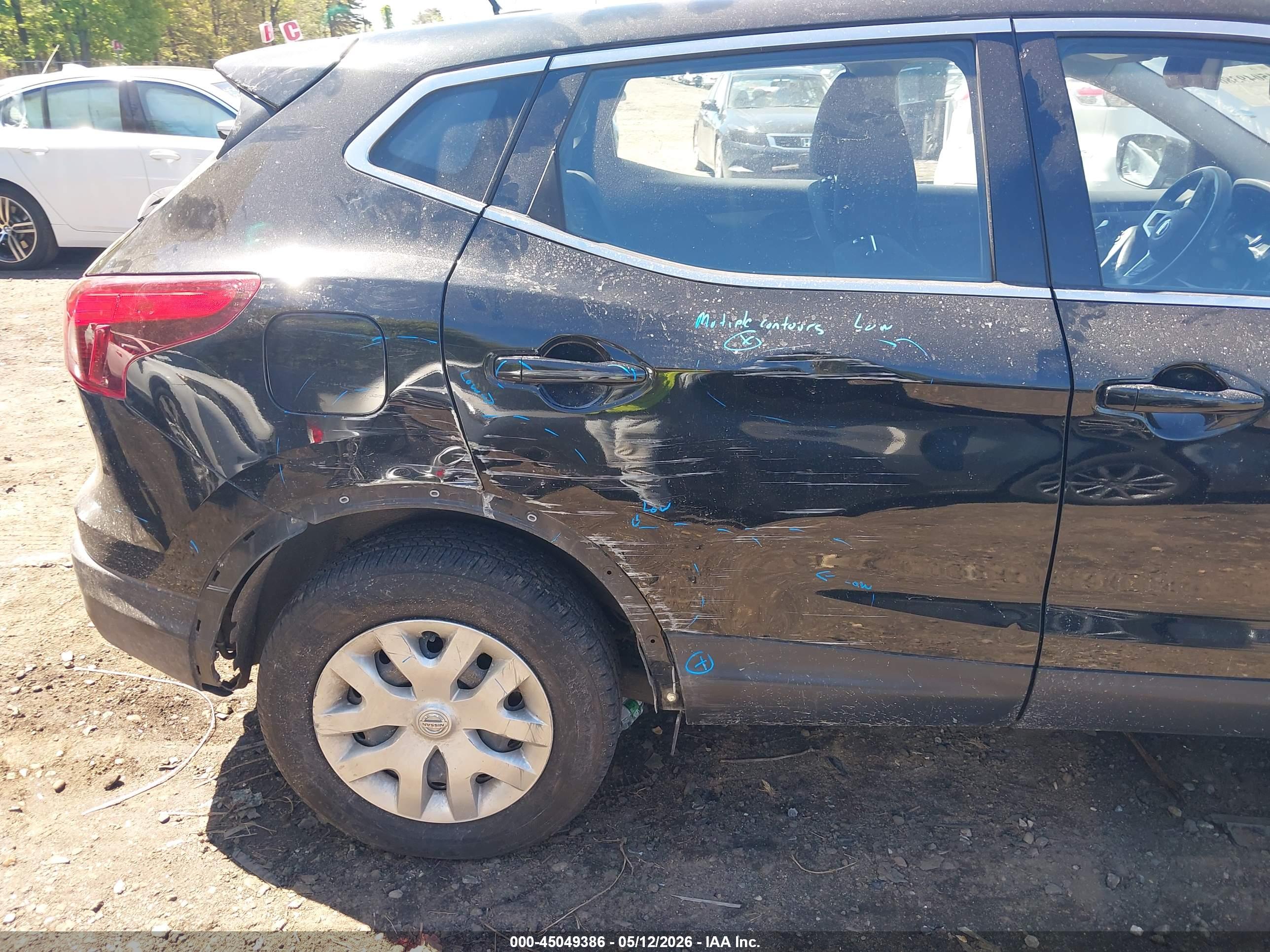 NISSAN ROGUE image 6