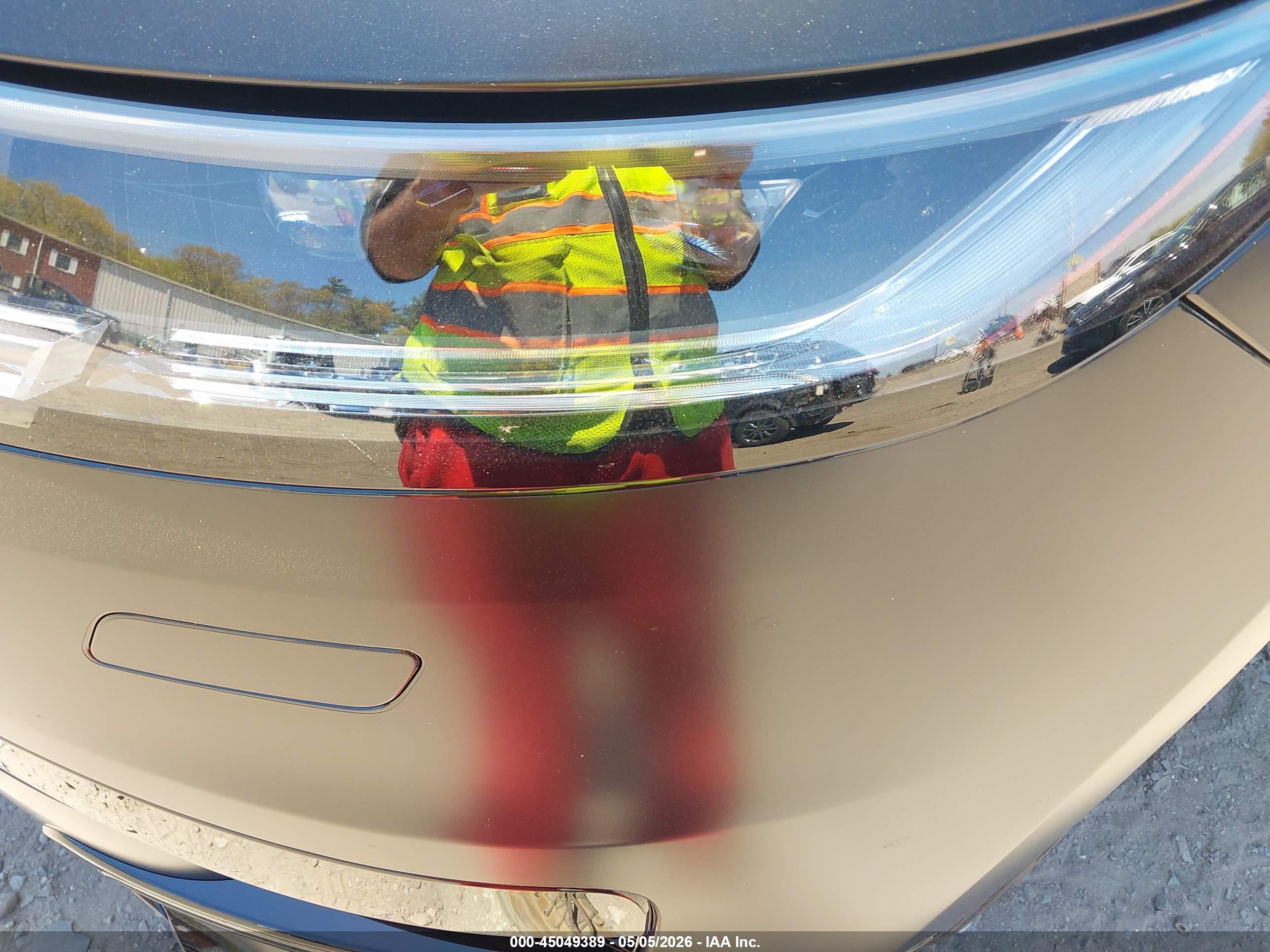 LAND ROVER image 6