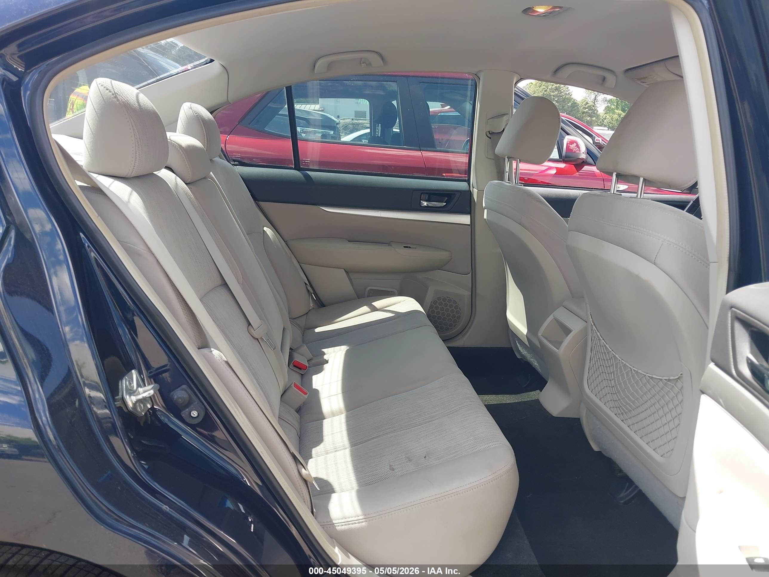 SUBARU LEGACY image 8