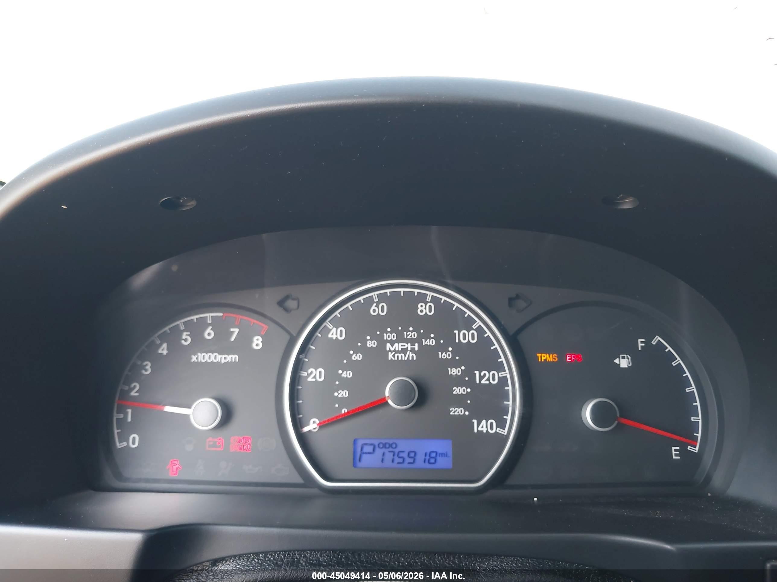 HYUNDAI ELANTRA image 7