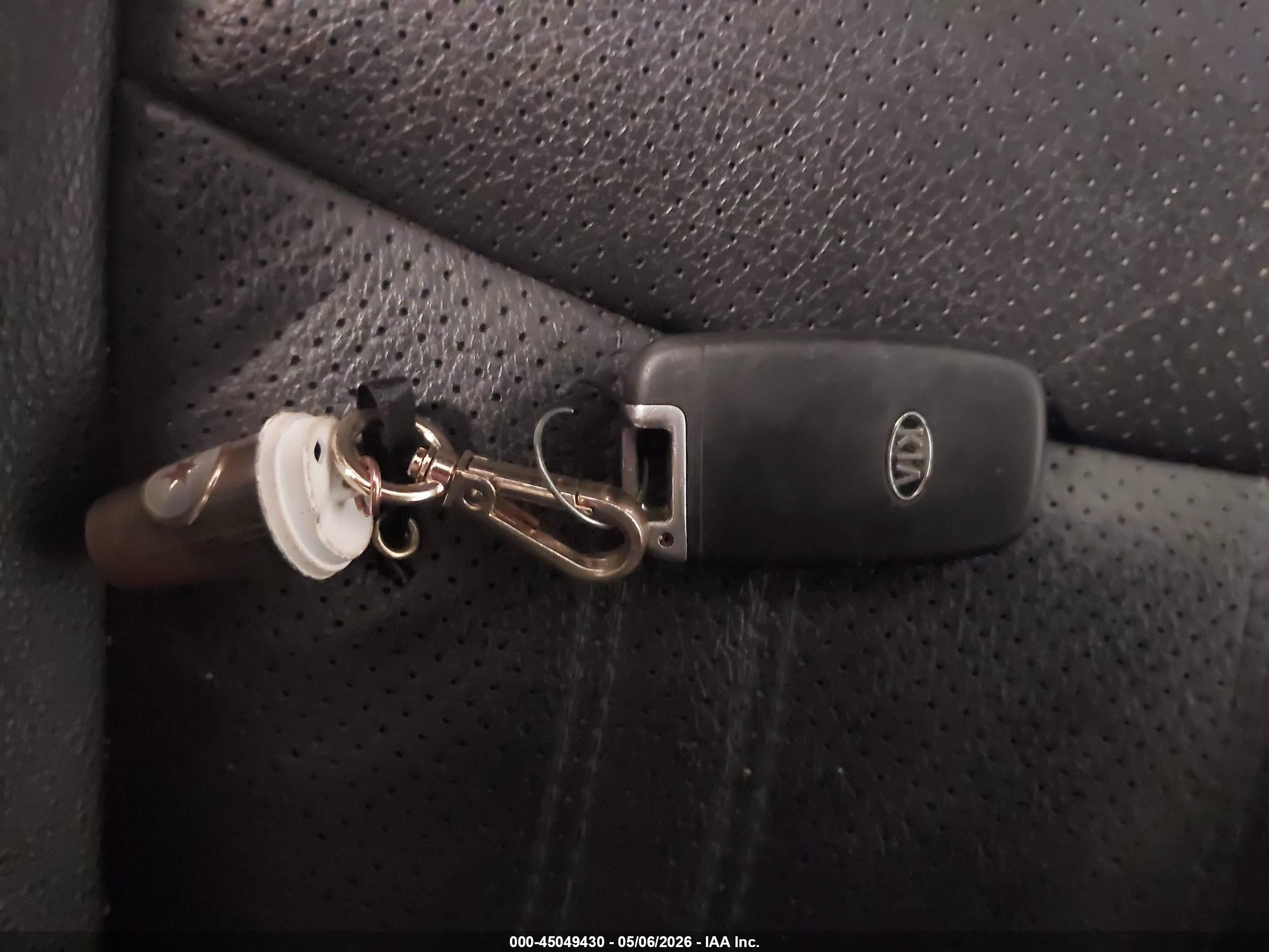 KIA SORENTO image 11