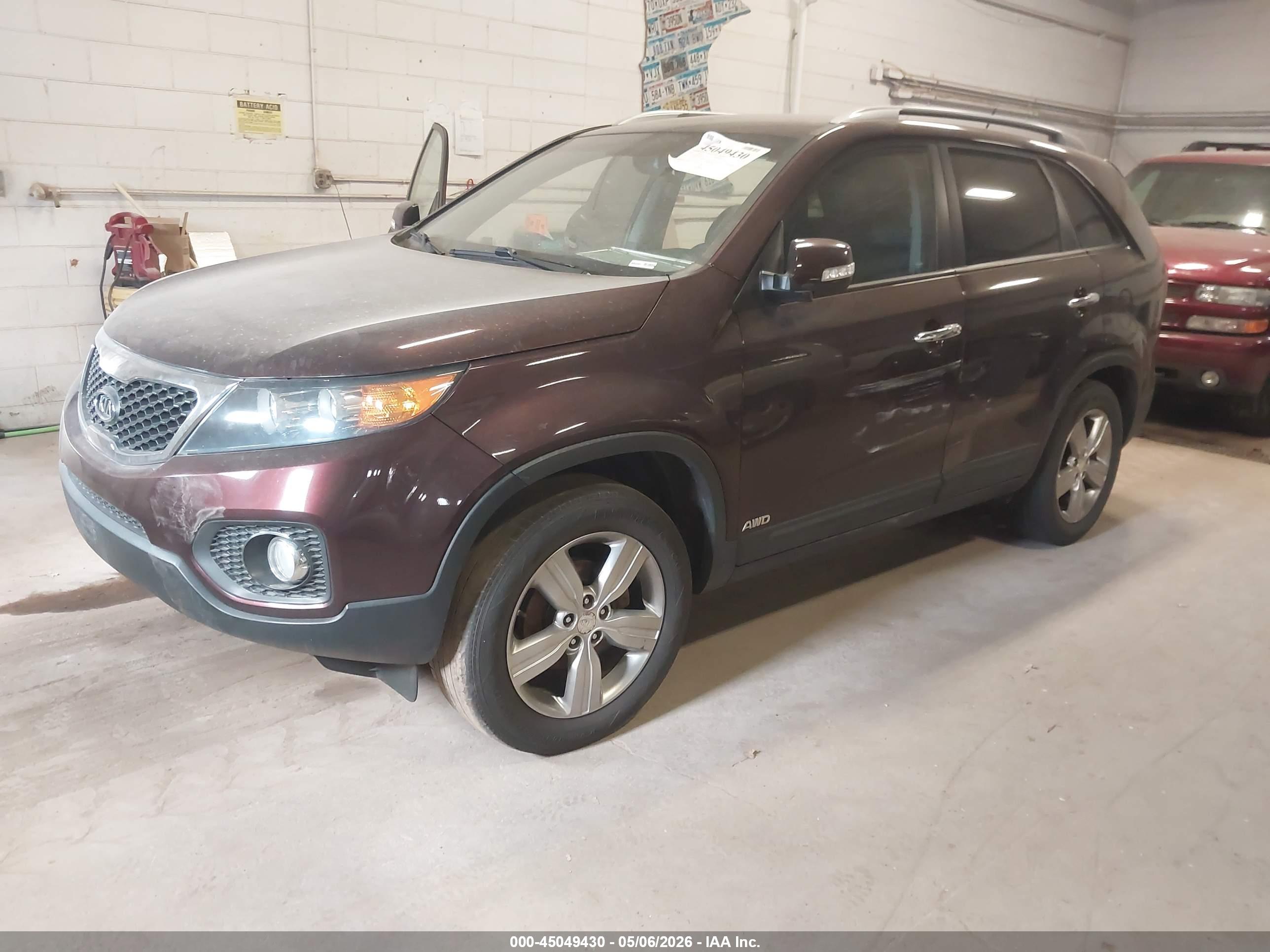 KIA SORENTO image 2
