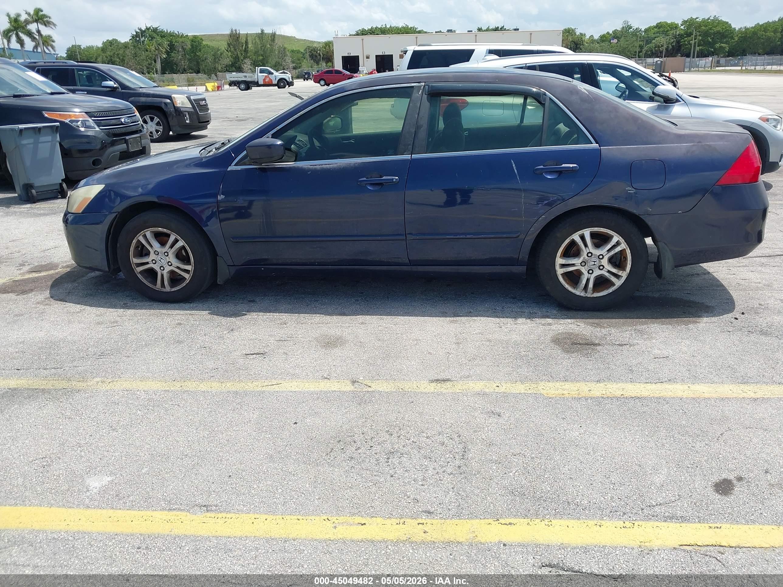 HONDA ACCORD image 6