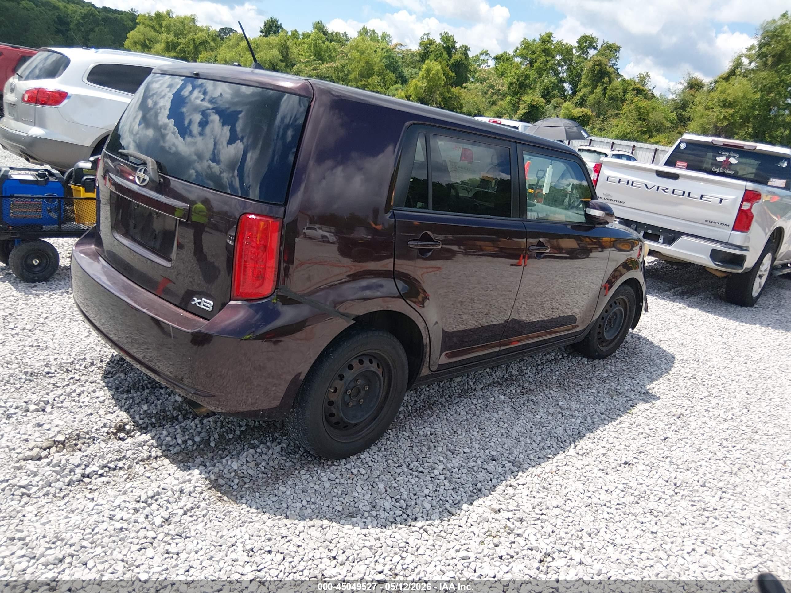 SCION XB image 4