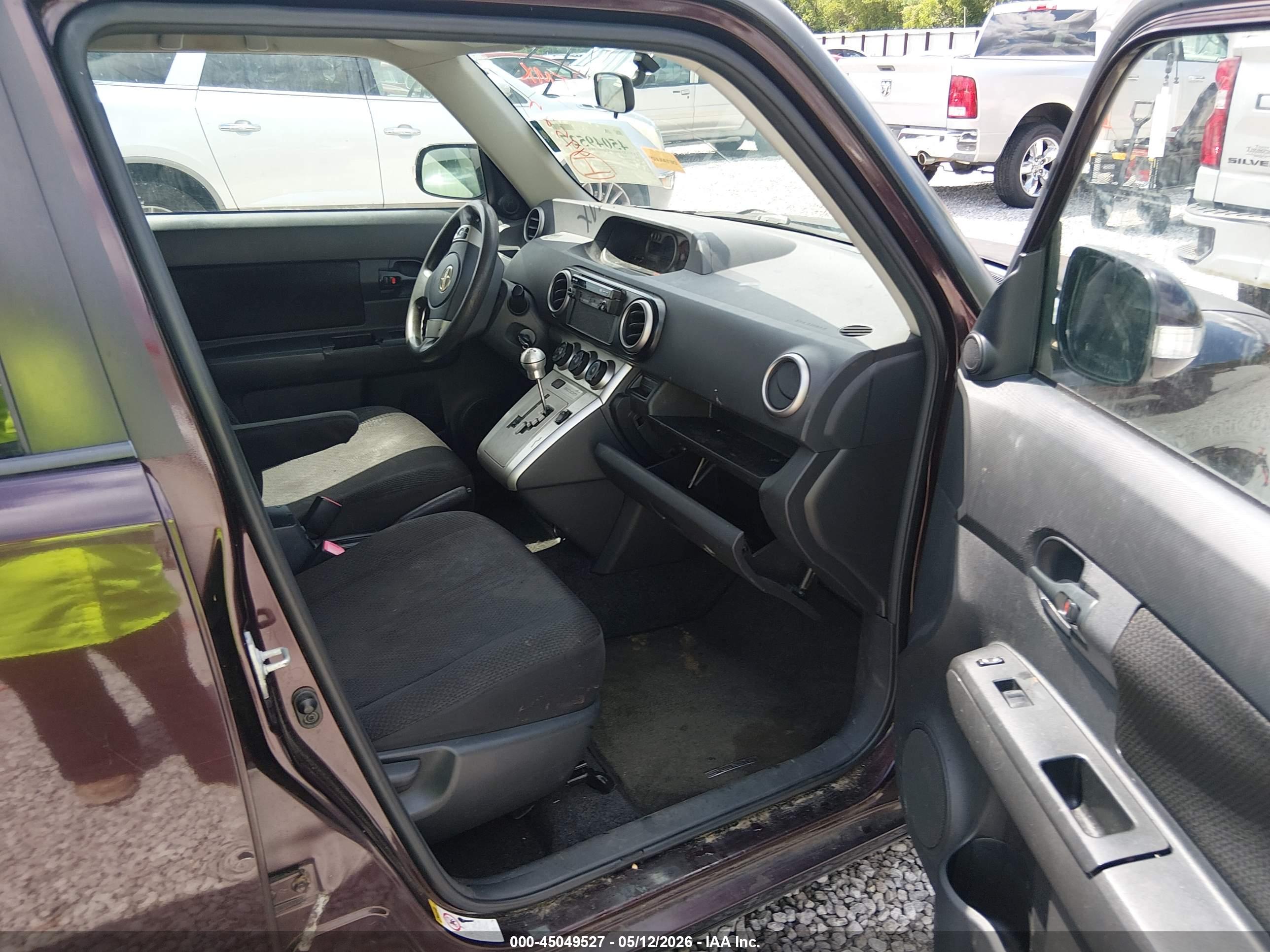 SCION XB image 5
