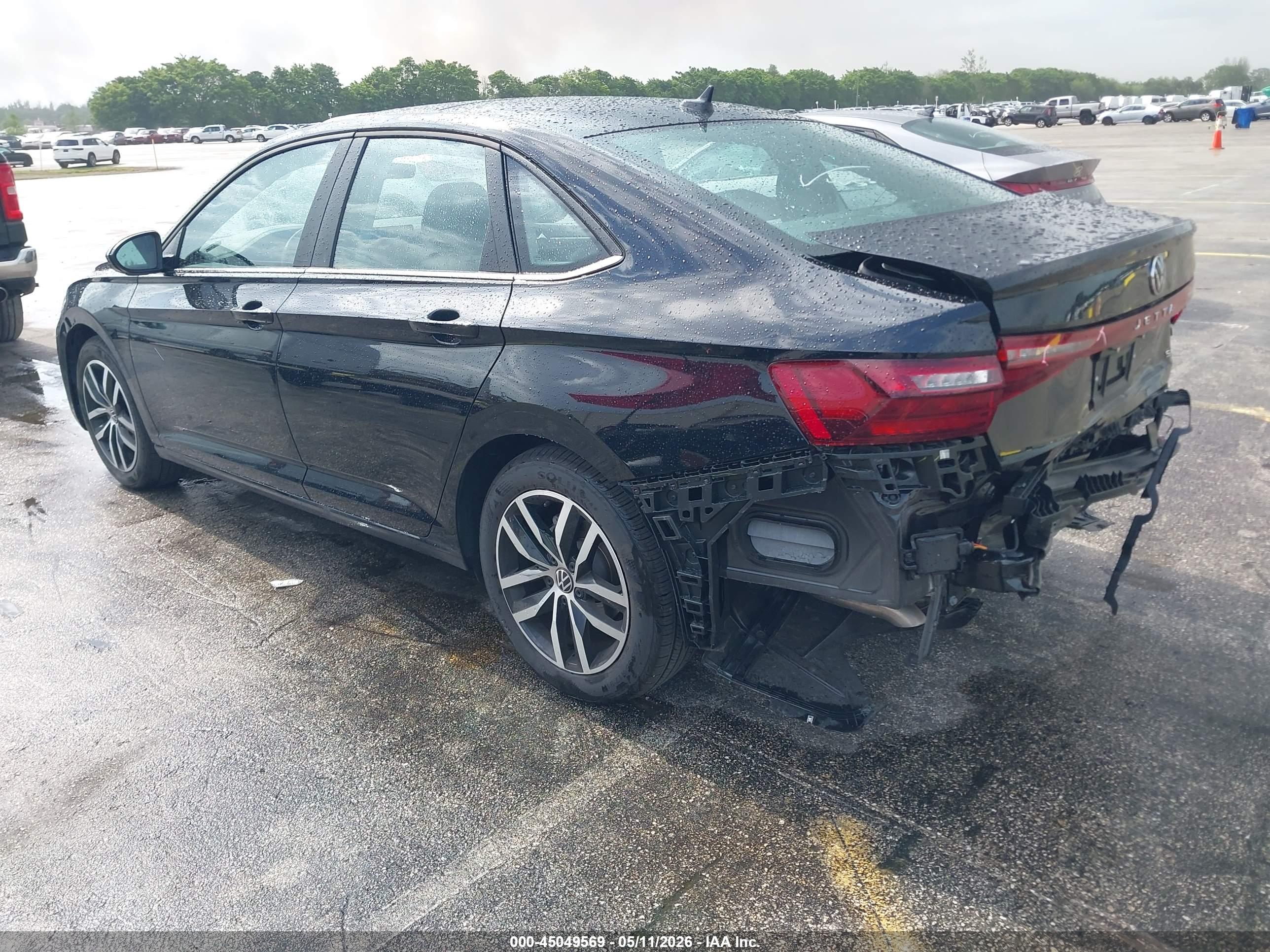 VOLKSWAGEN JETTA image 3