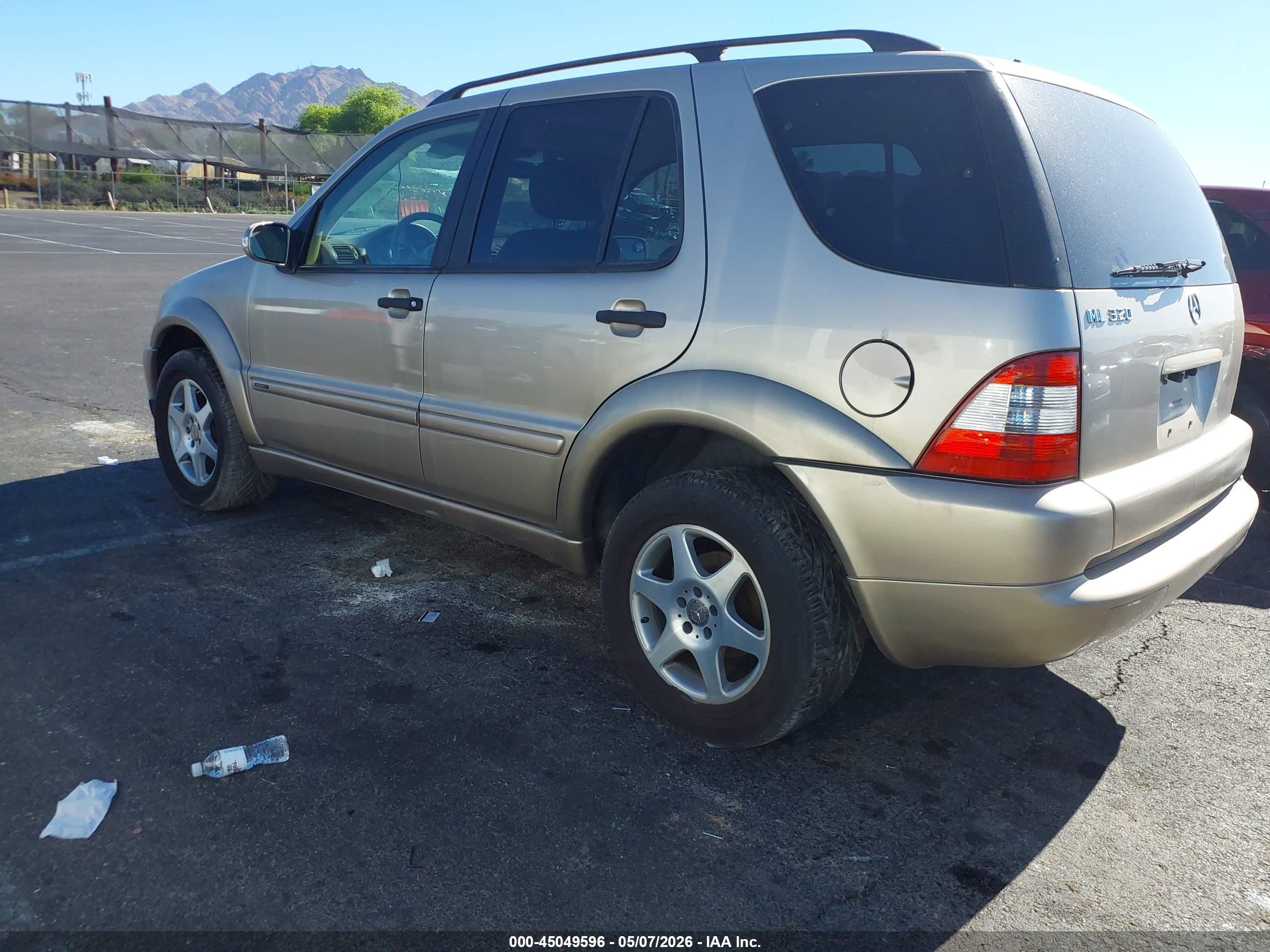 MERCEDES-BENZ ML image 3