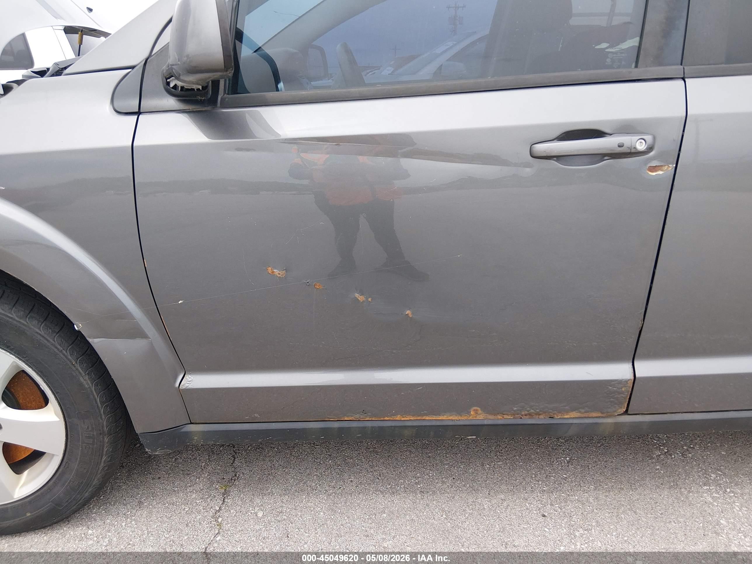 DODGE JOURNEY image 6