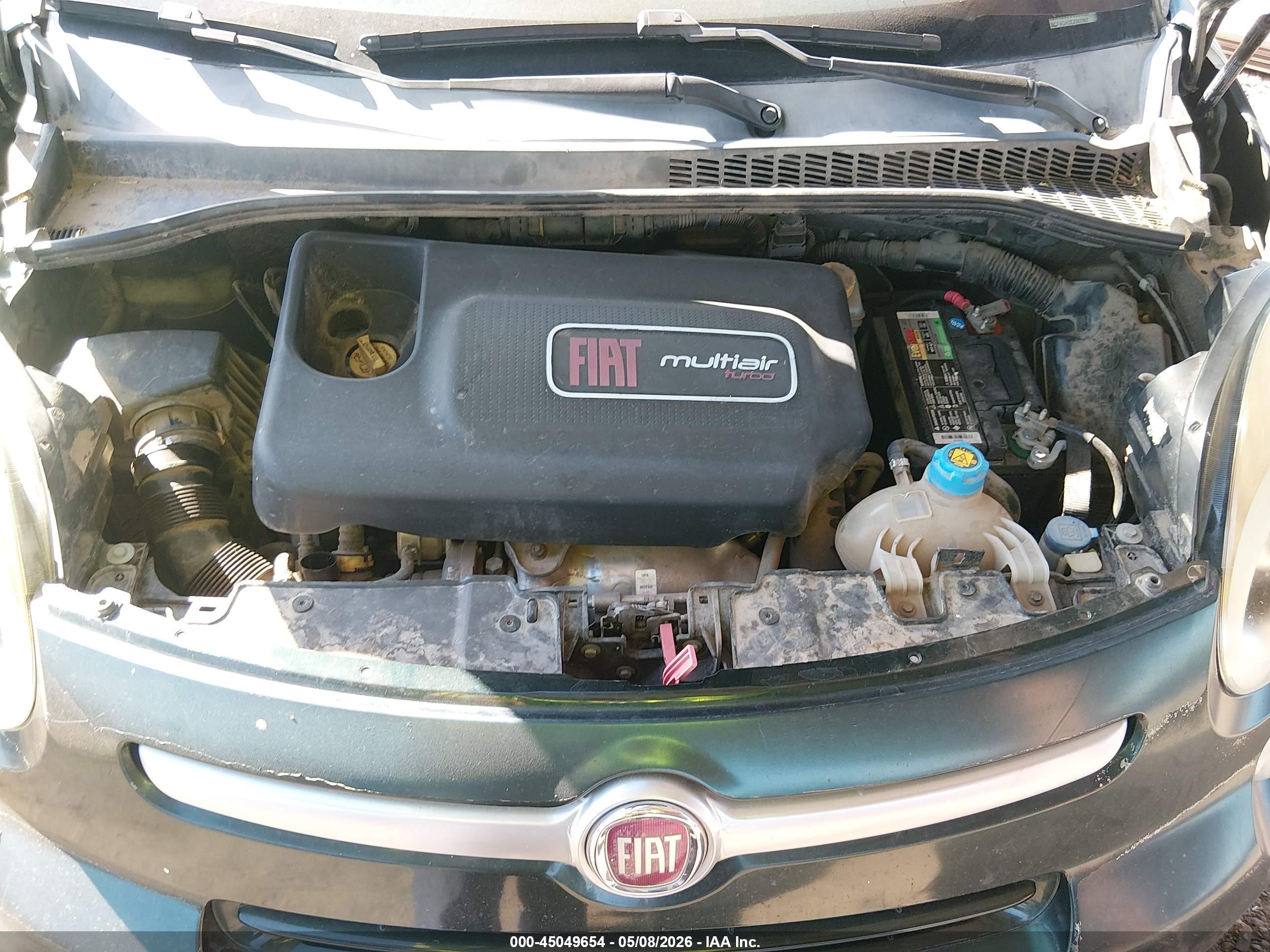 FIAT 500L image 10