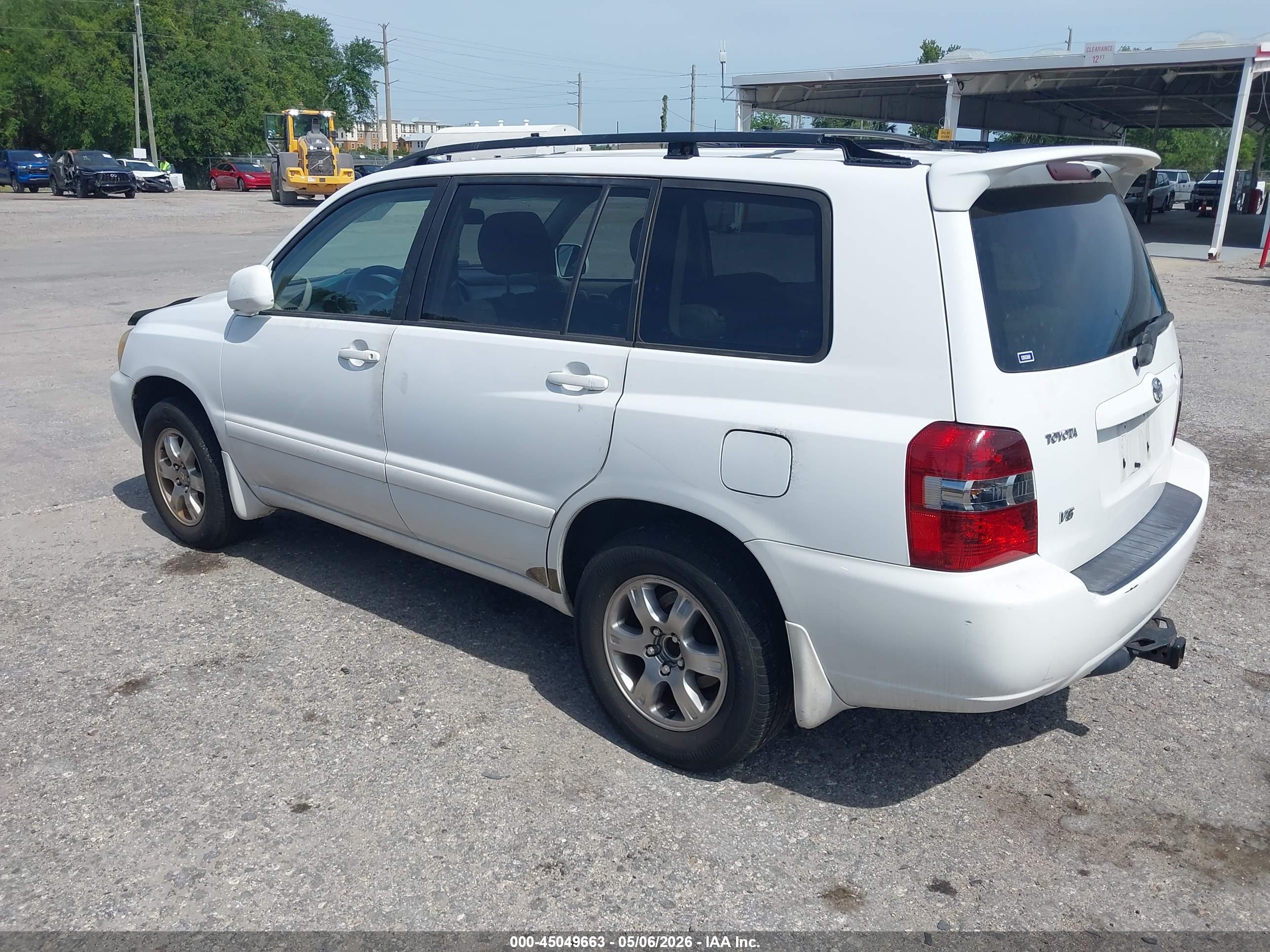 TOYOTA HIGHLANDER image 3