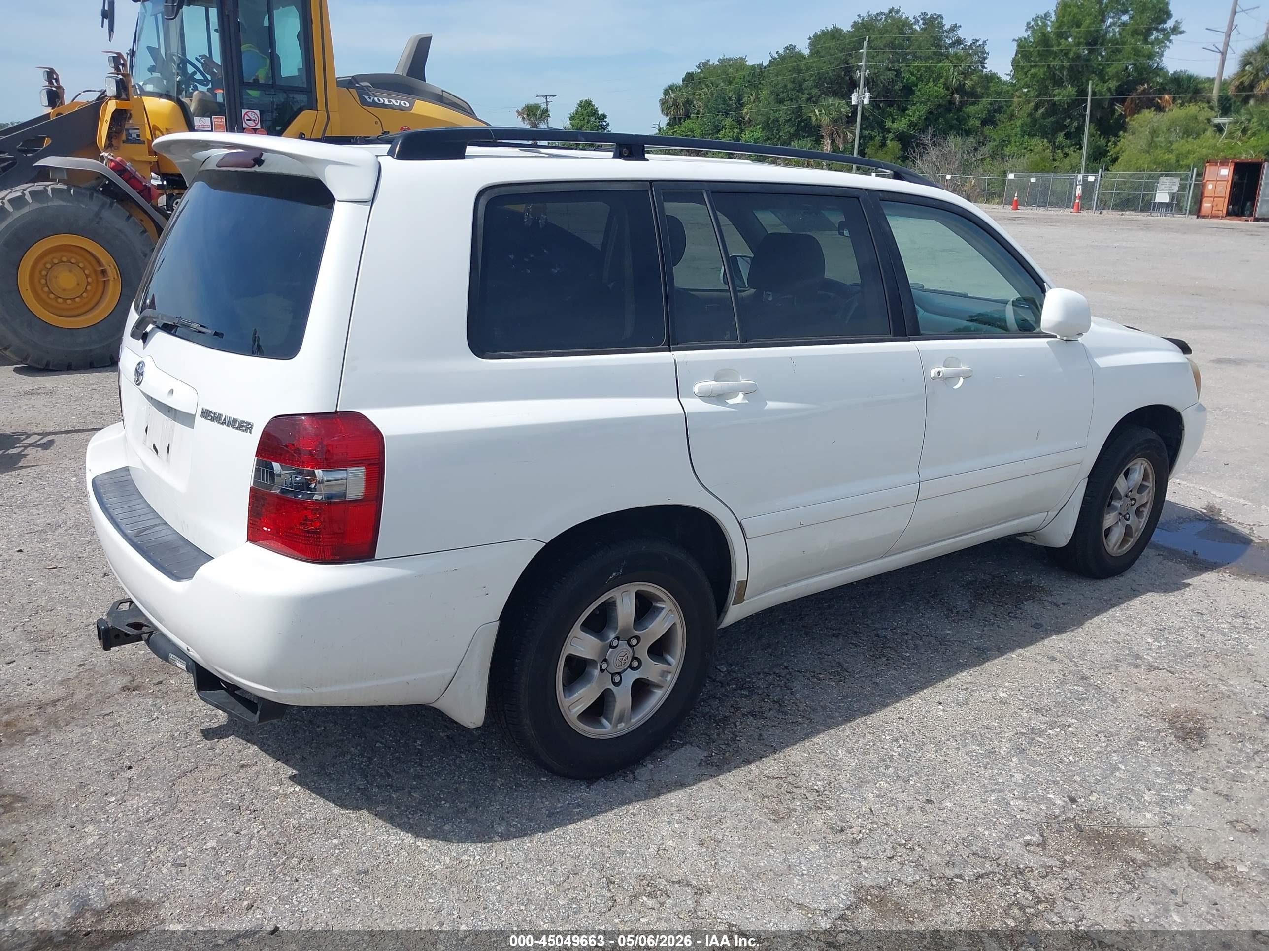 TOYOTA HIGHLANDER image 4