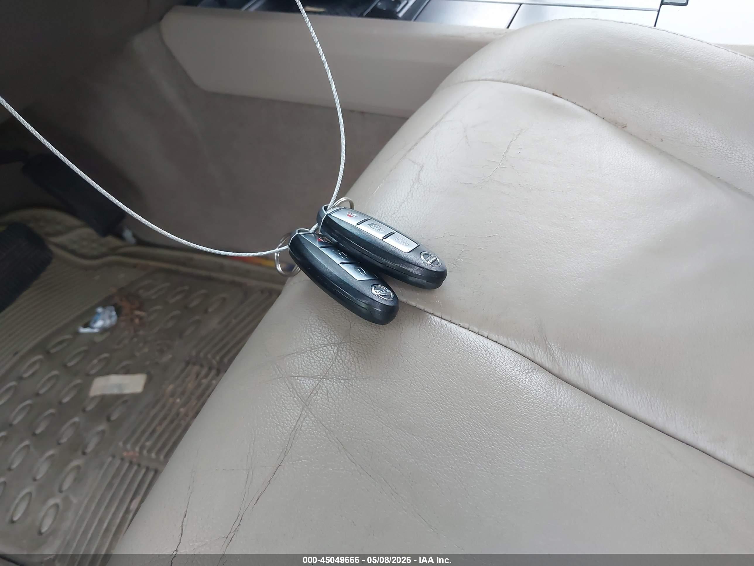 NISSAN MURANO image 11