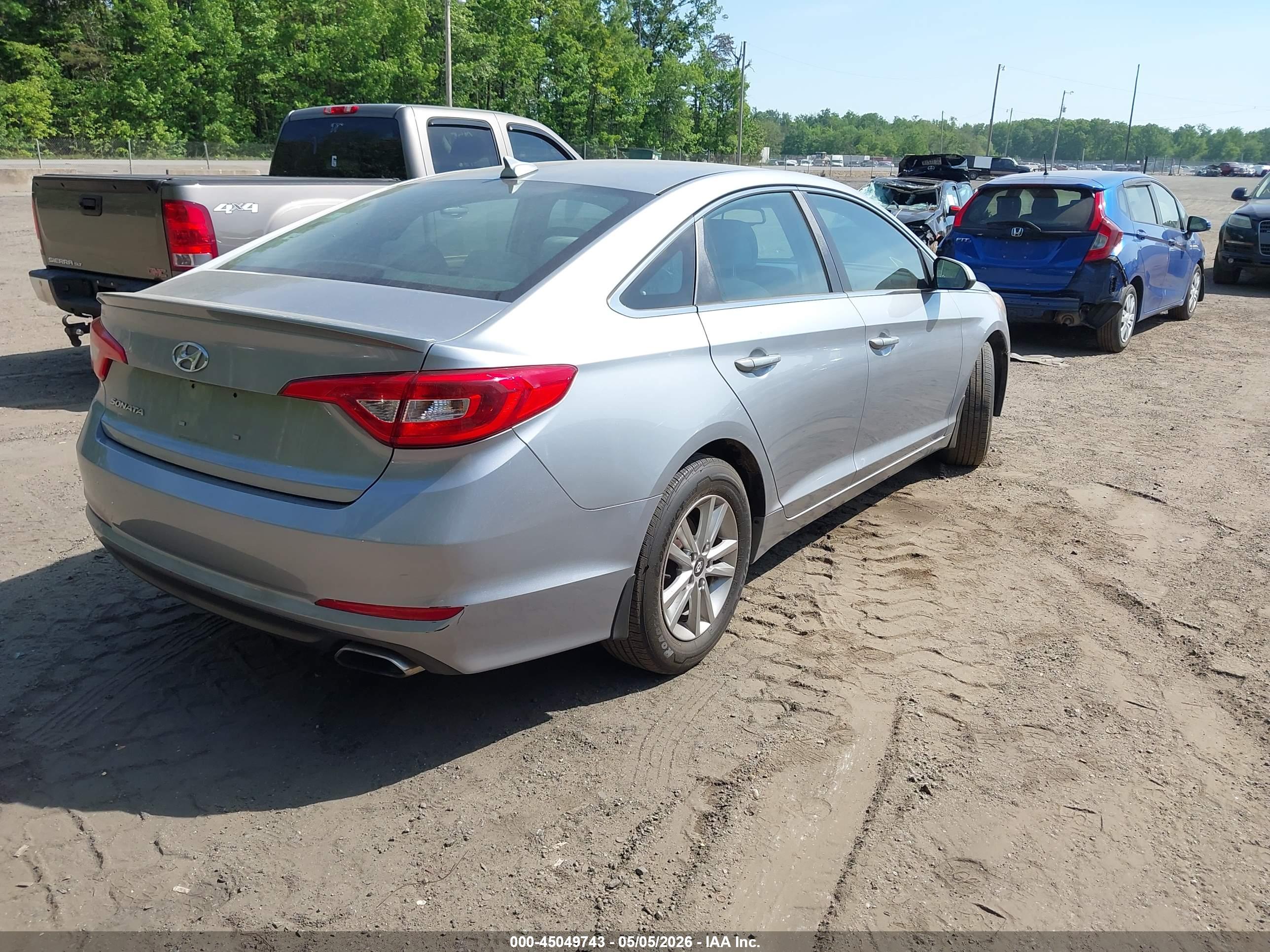 HYUNDAI SONATA image 4