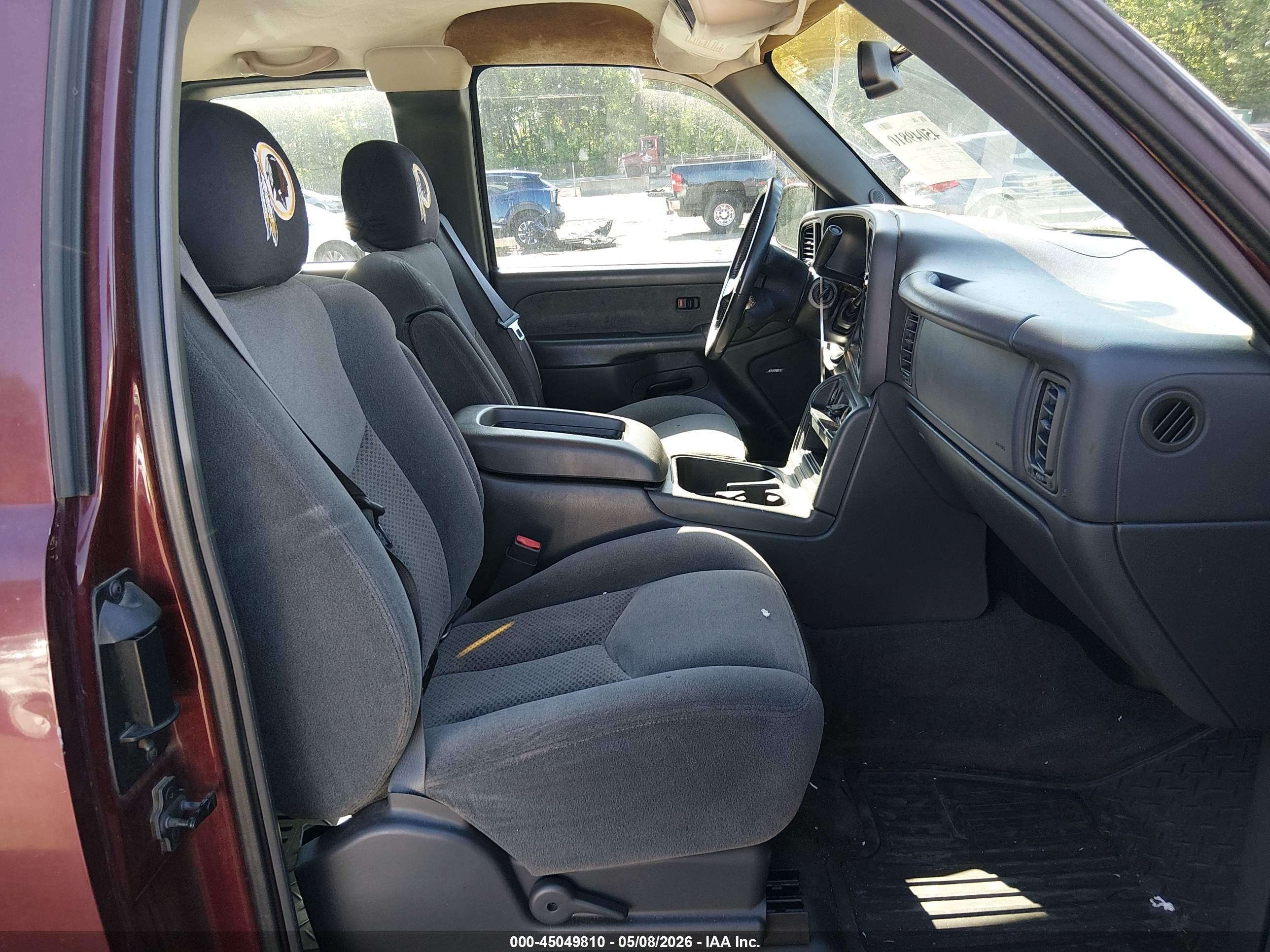 CHEVROLET SILVERADO image 5