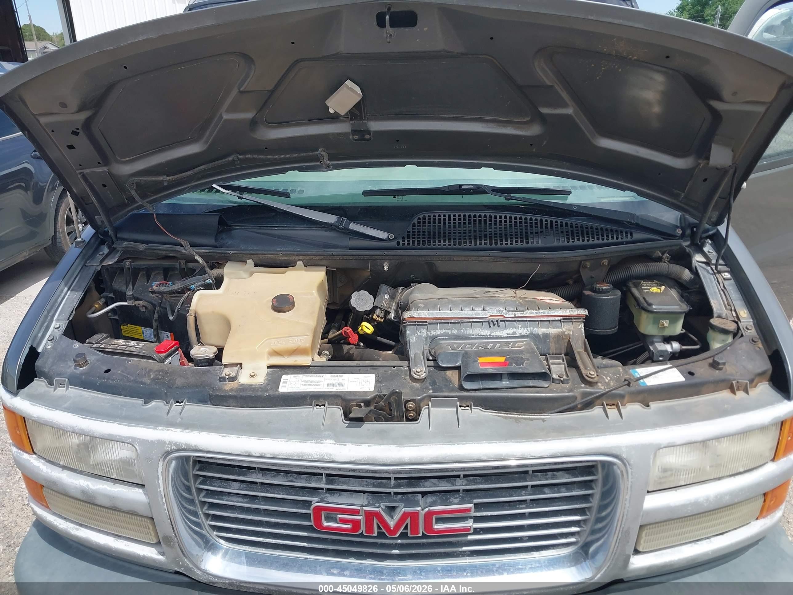 GMC SAVANA image 10