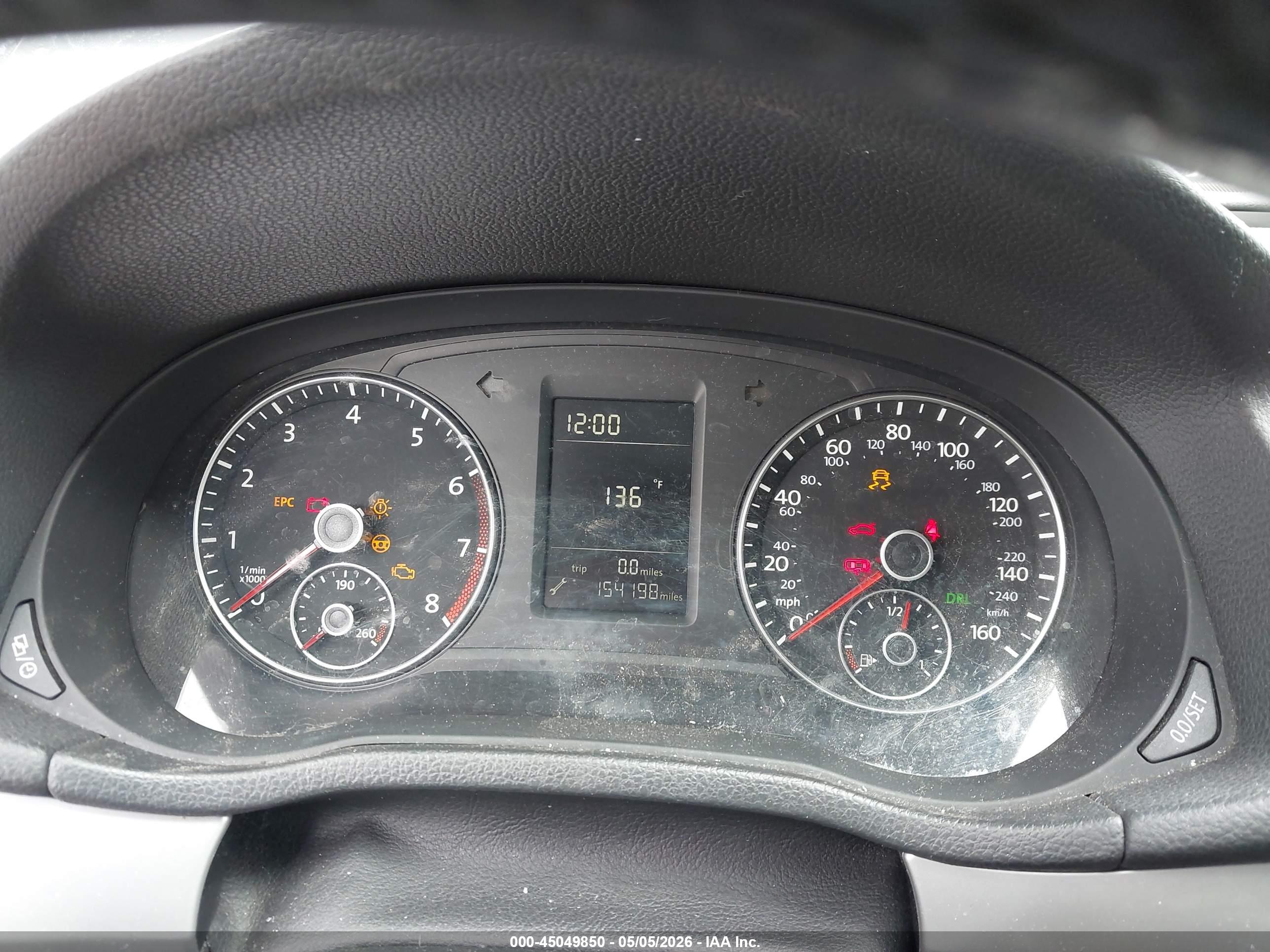 VOLKSWAGEN PASSAT image 7