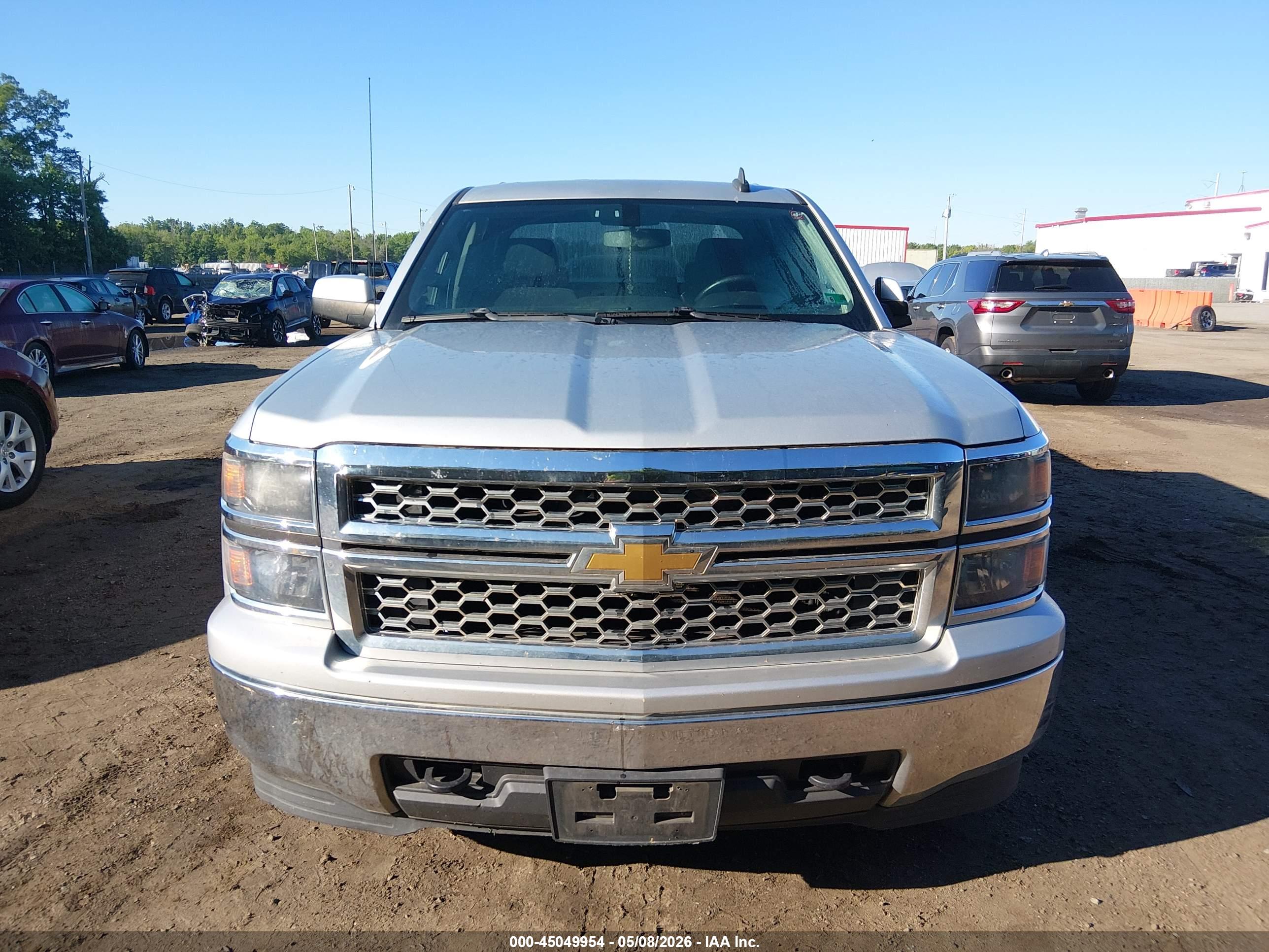 CHEVROLET SILVERADO image 6