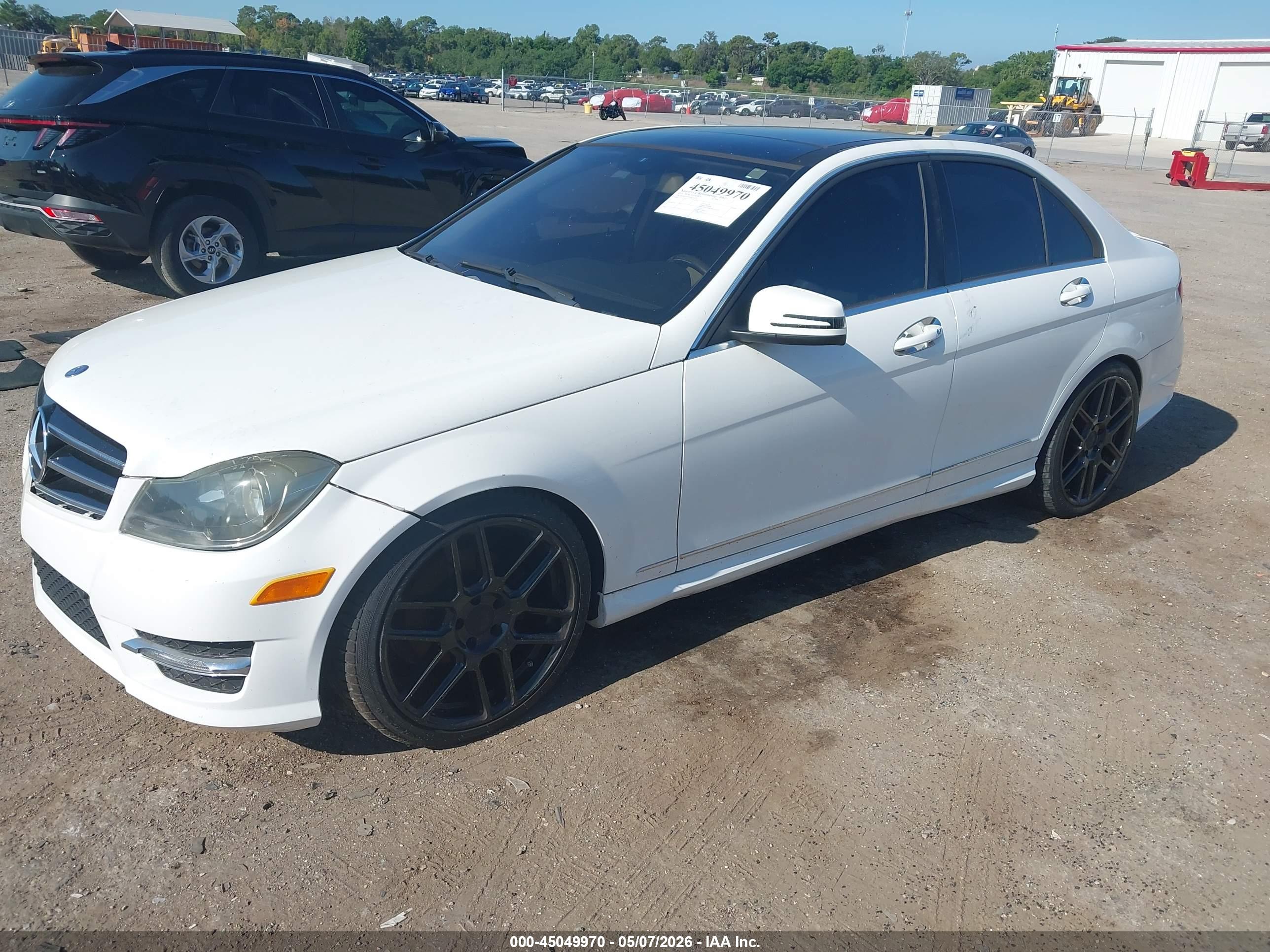 MERCEDES-BENZ C image 2