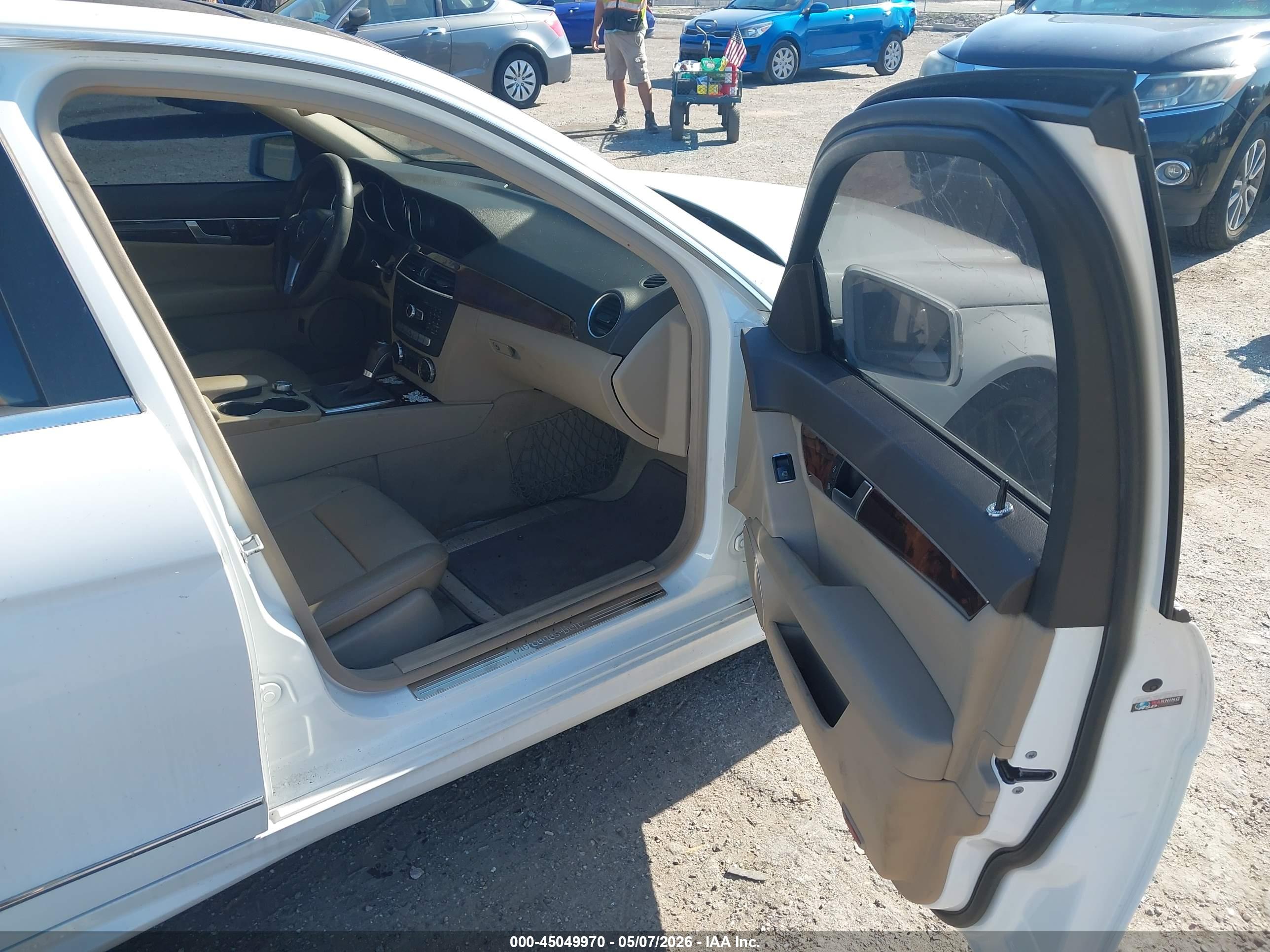 MERCEDES-BENZ C image 5
