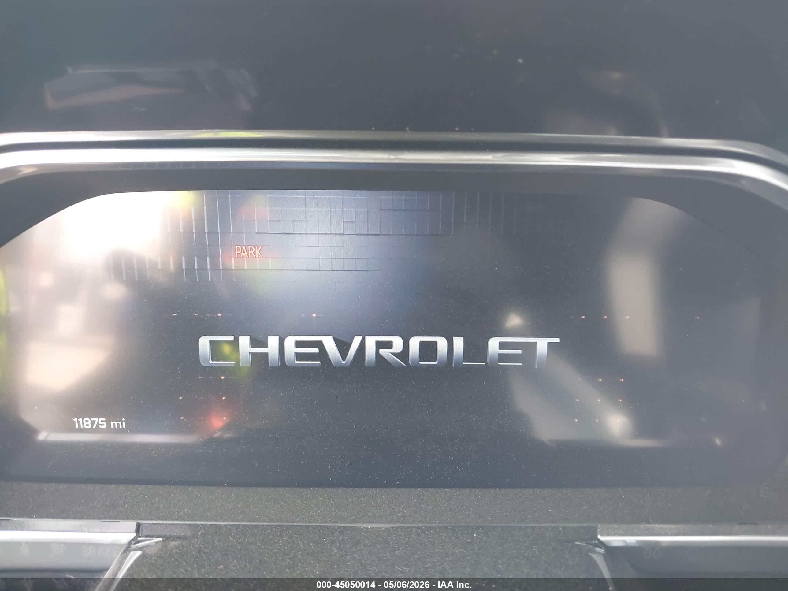 CHEVROLET SILVERADO image 7